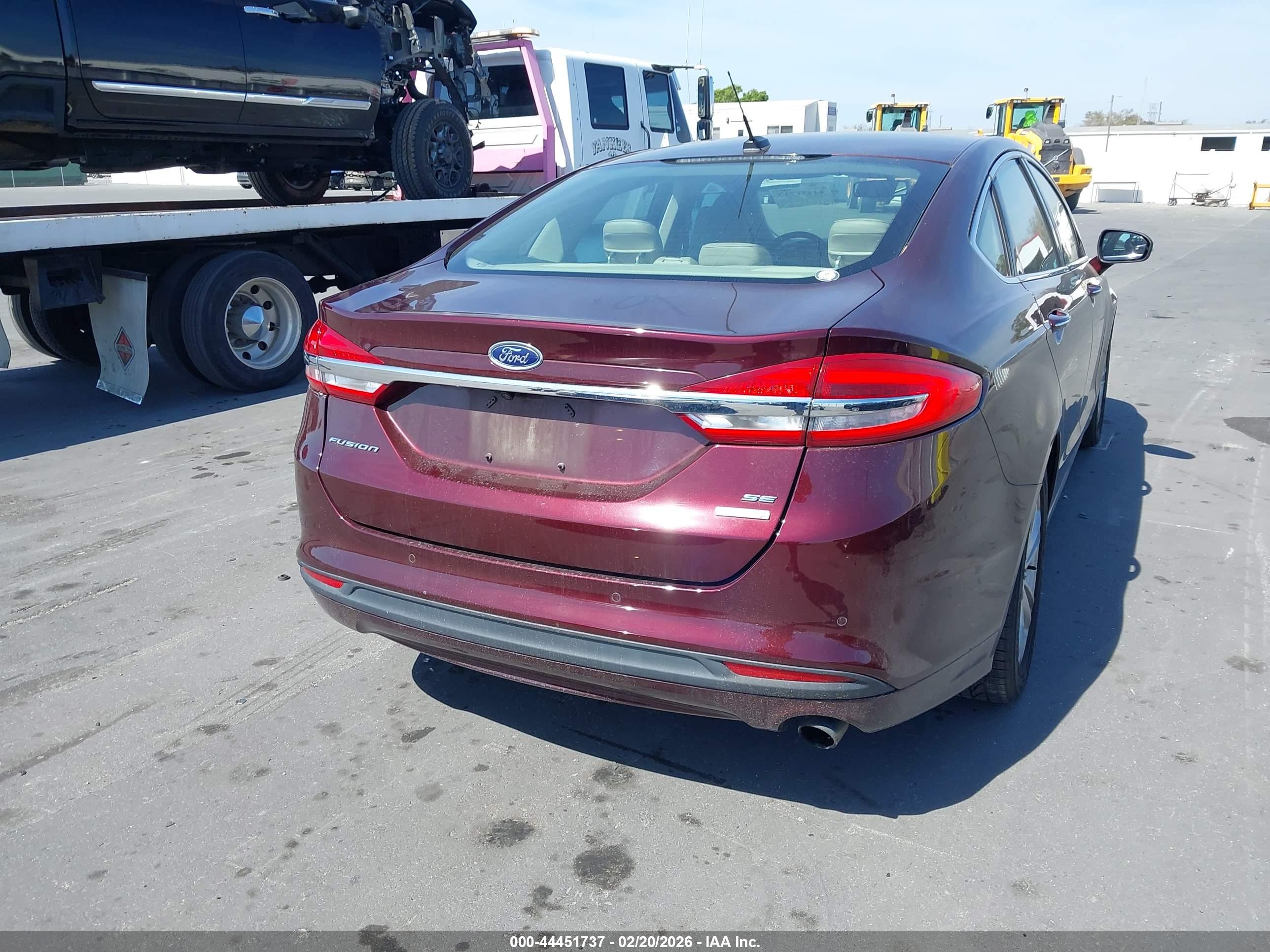 FORD FUSION image 4