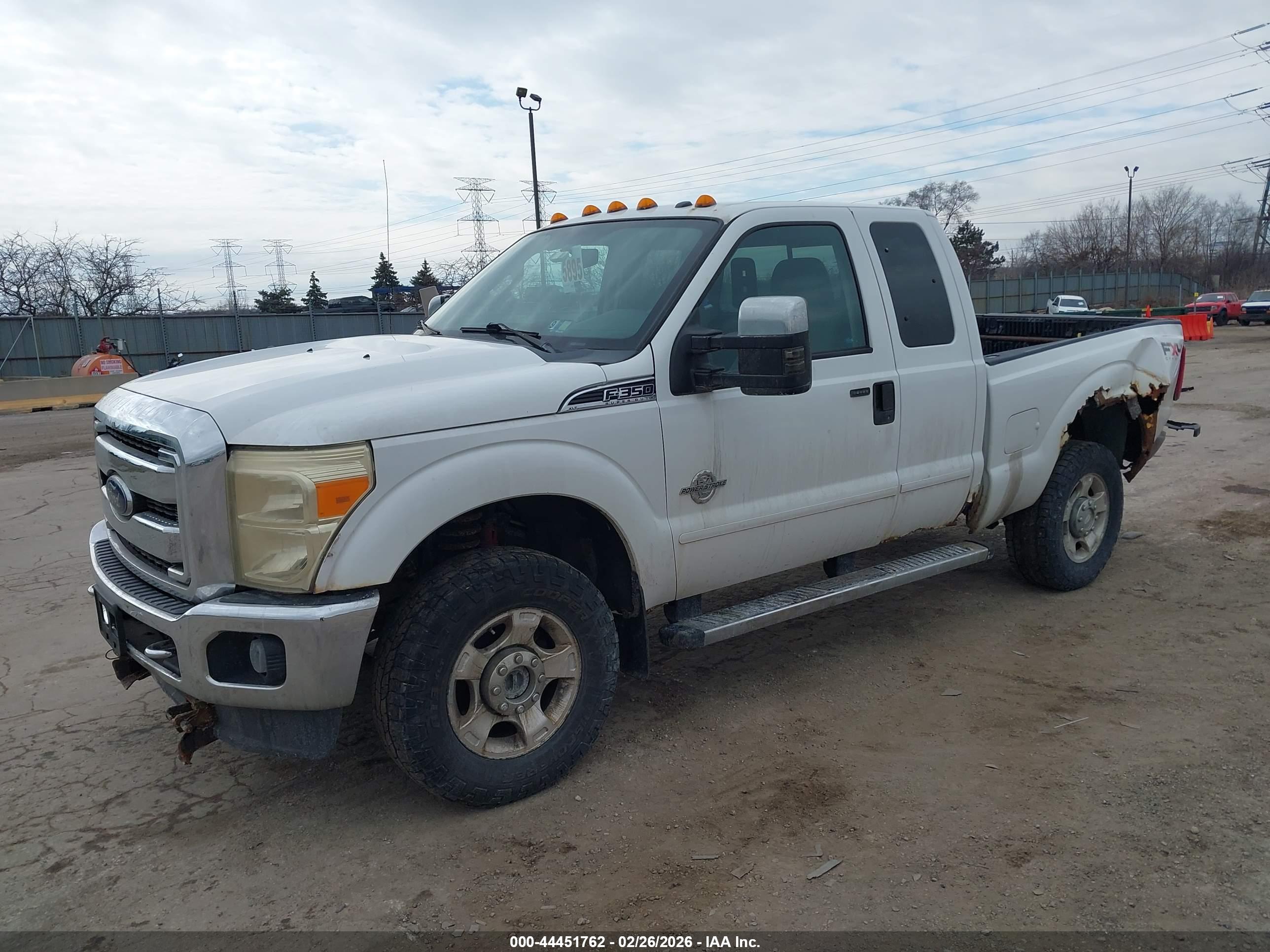 FORD F-350 image 2