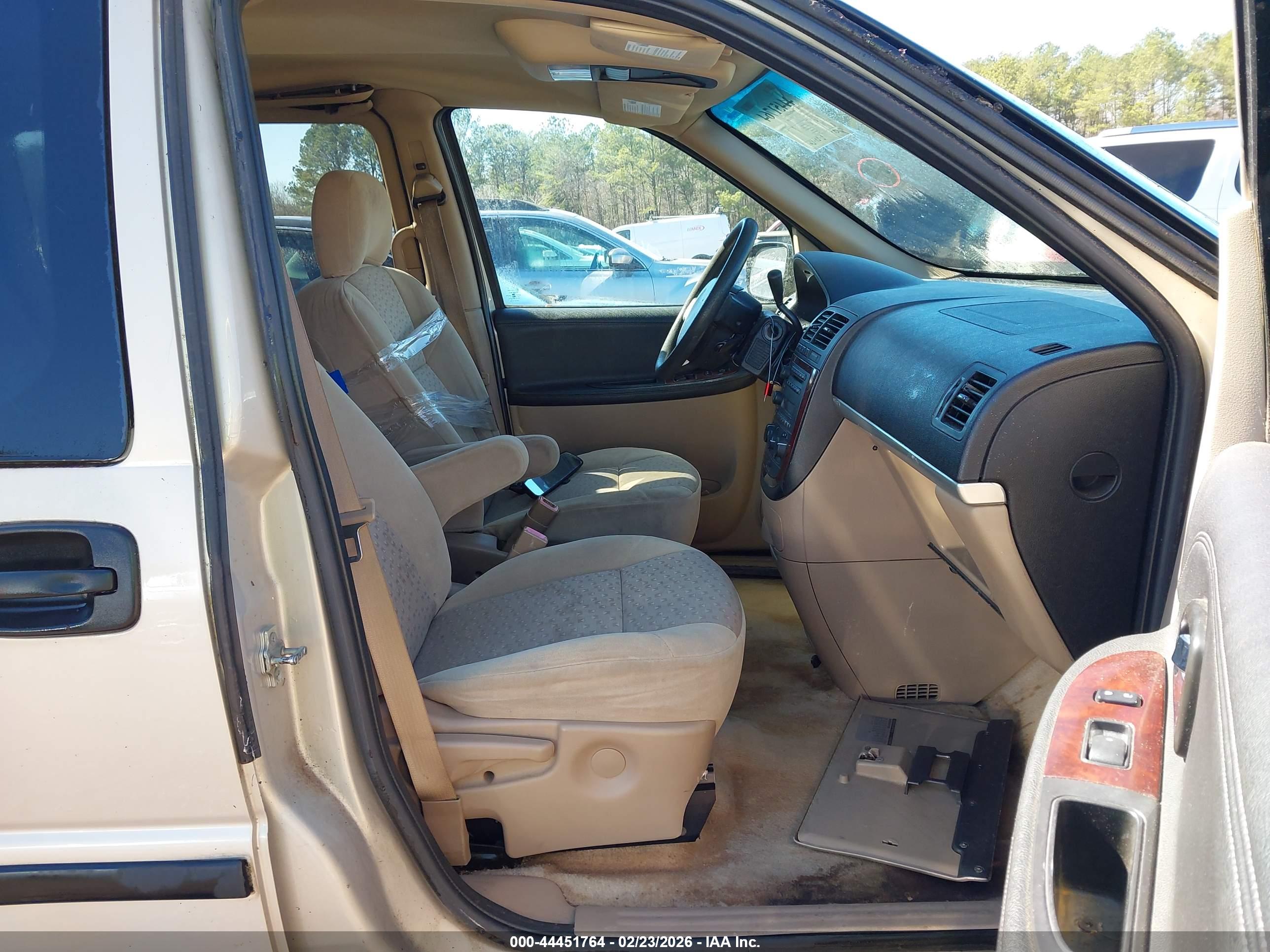 CHEVROLET UPLANDER image 5