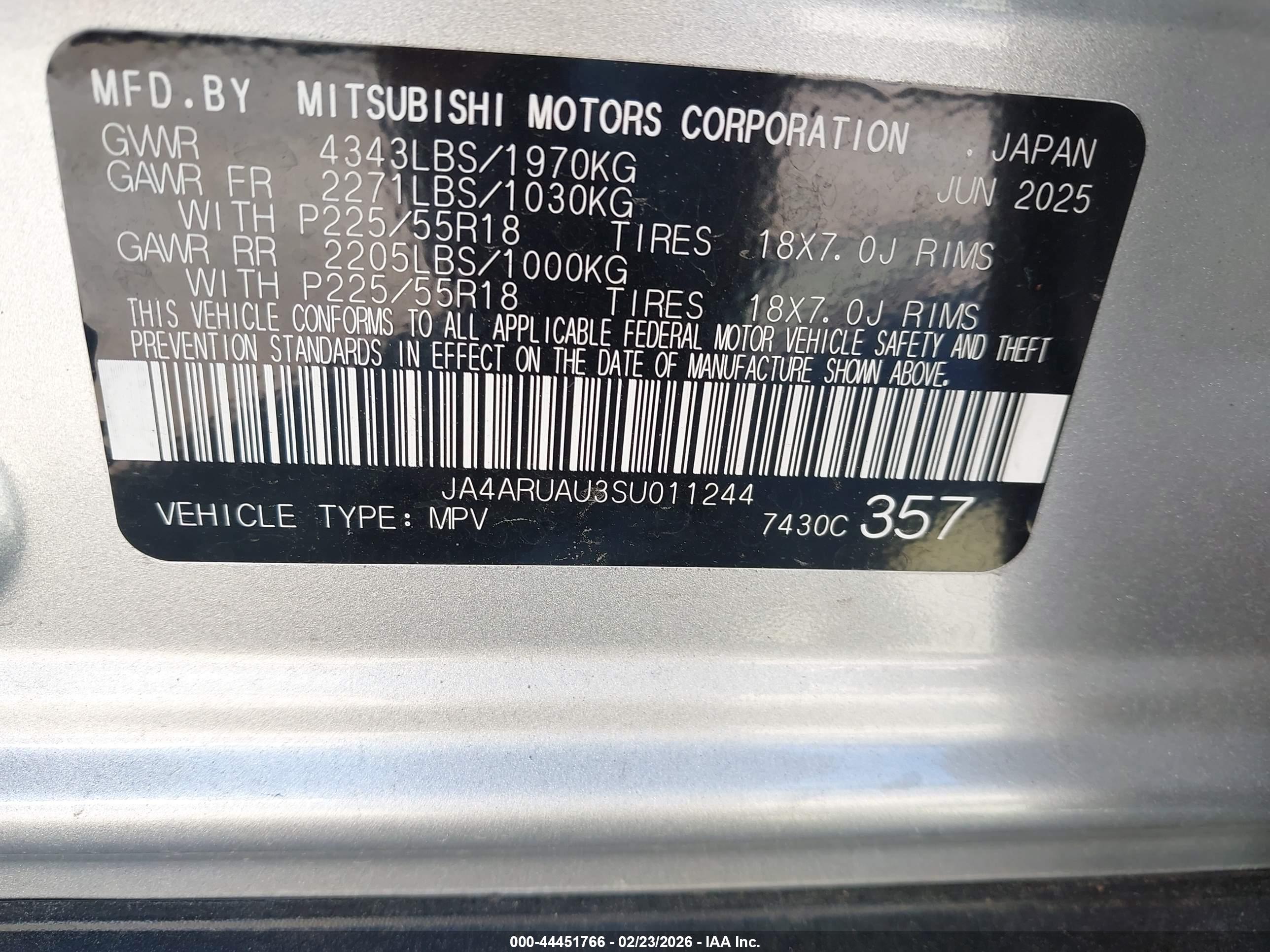 MITSUBISHI OUTLANDER image 9