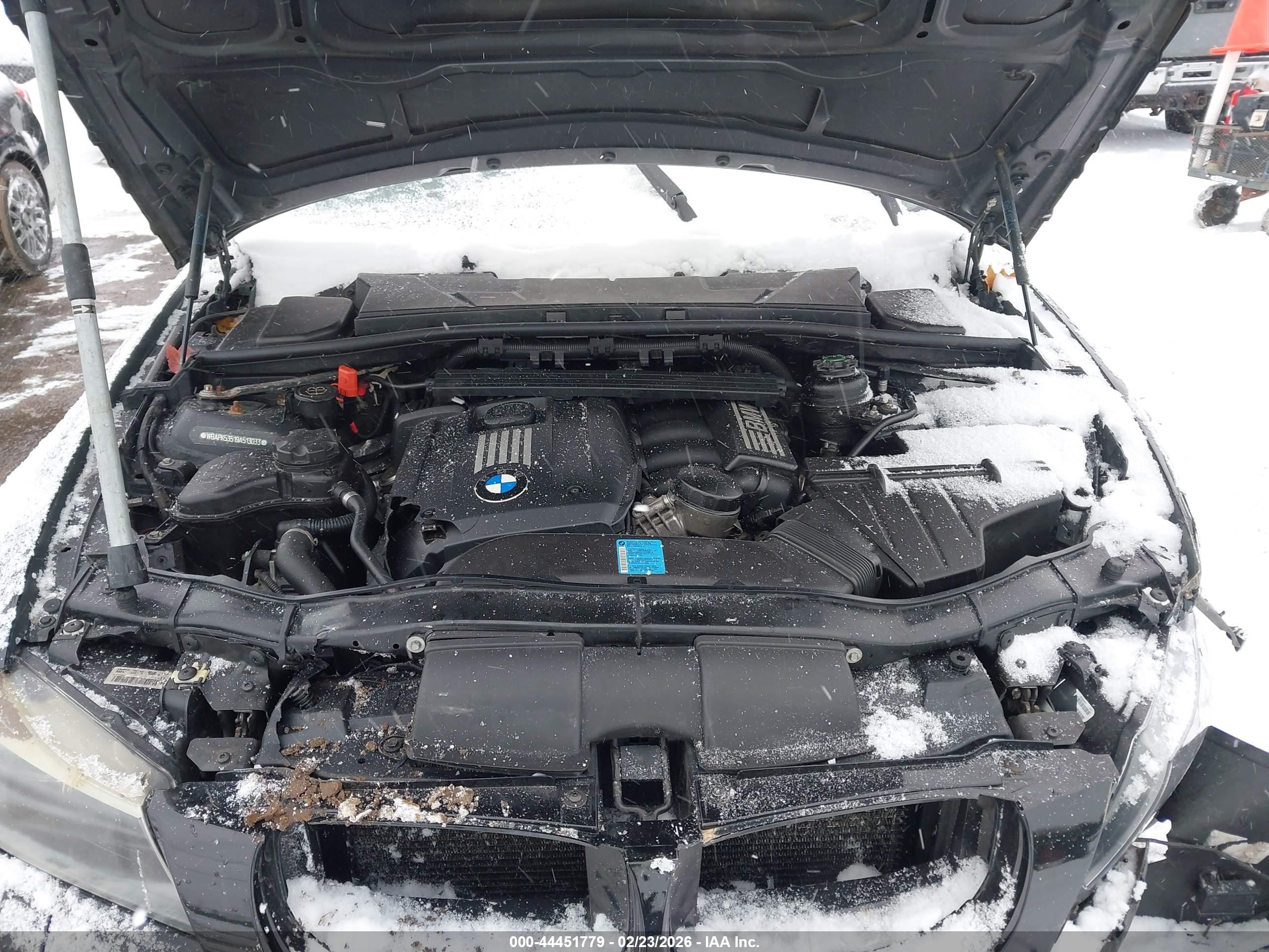 BMW 328I image 10