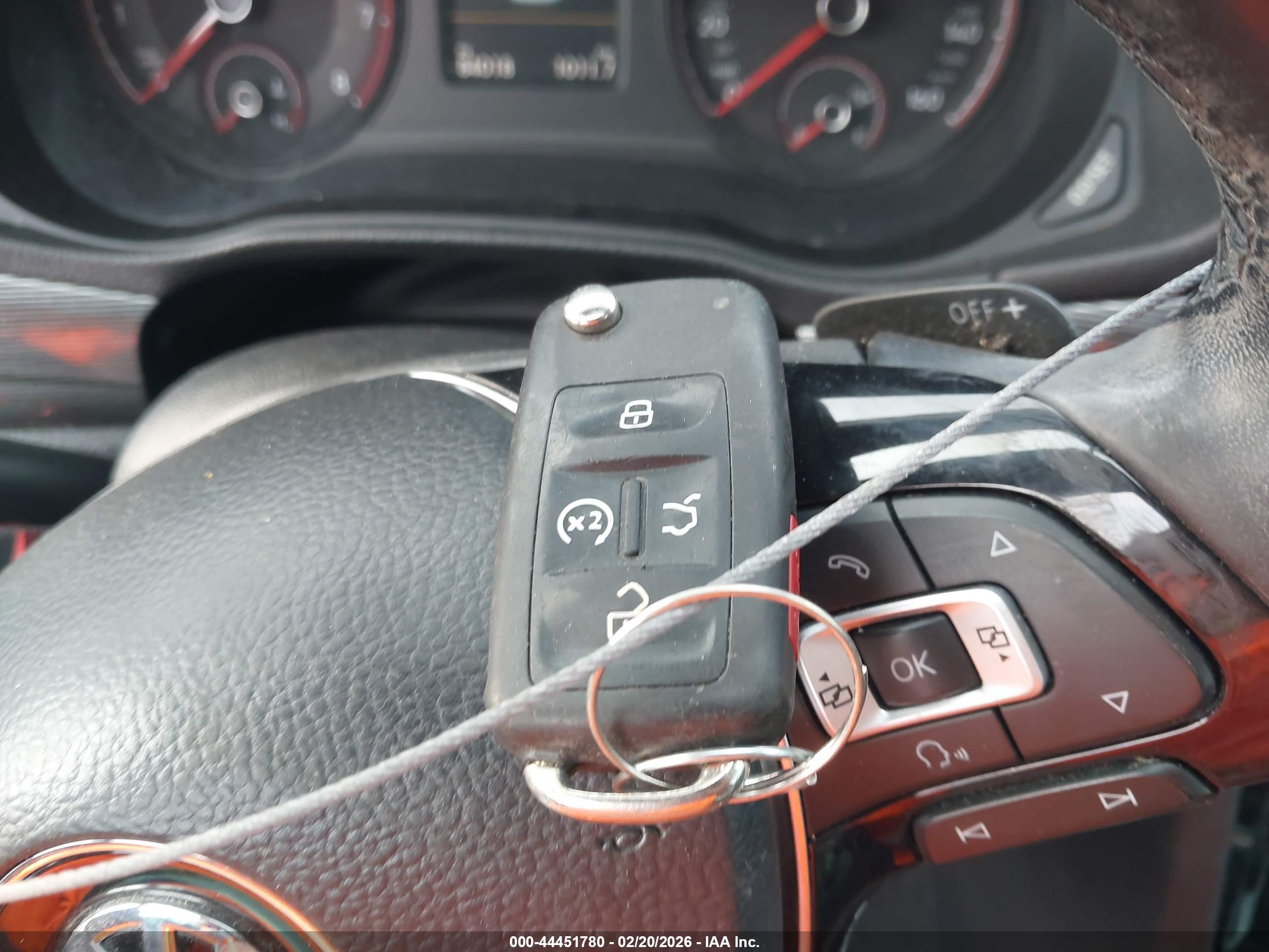 VOLKSWAGEN PASSAT image 11
