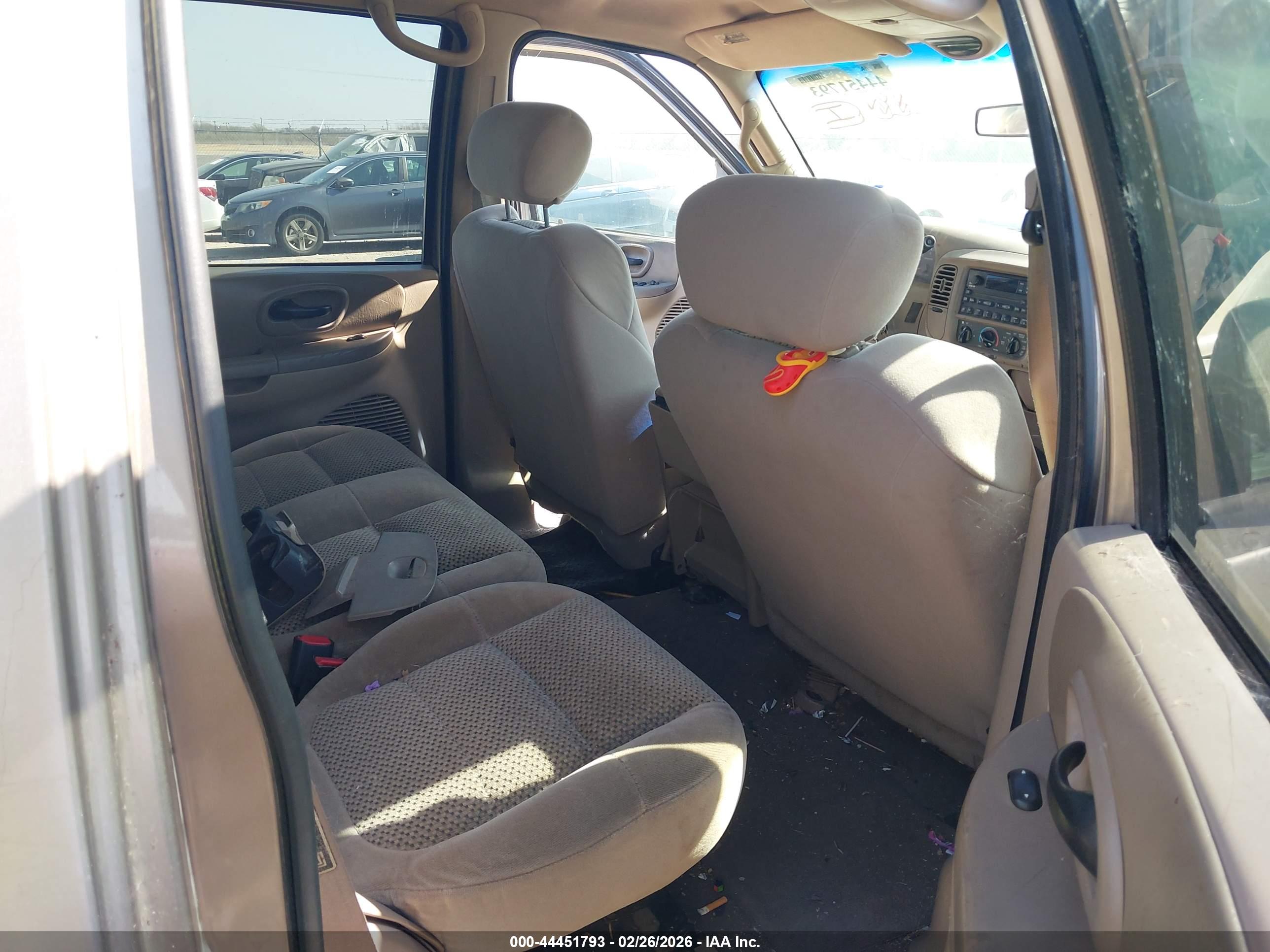 FORD F-150 image 8