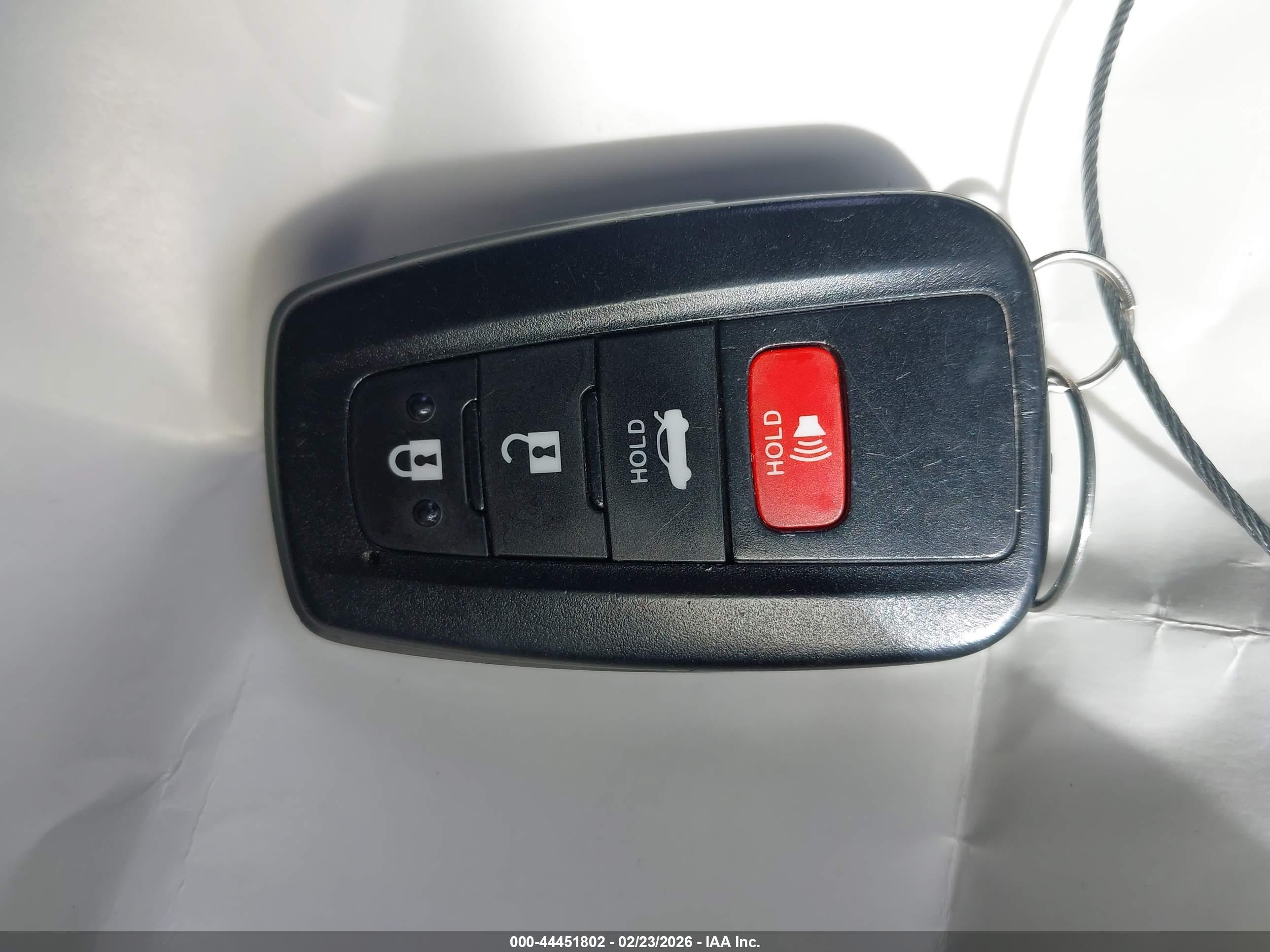 TOYOTA MIRAI image 11
