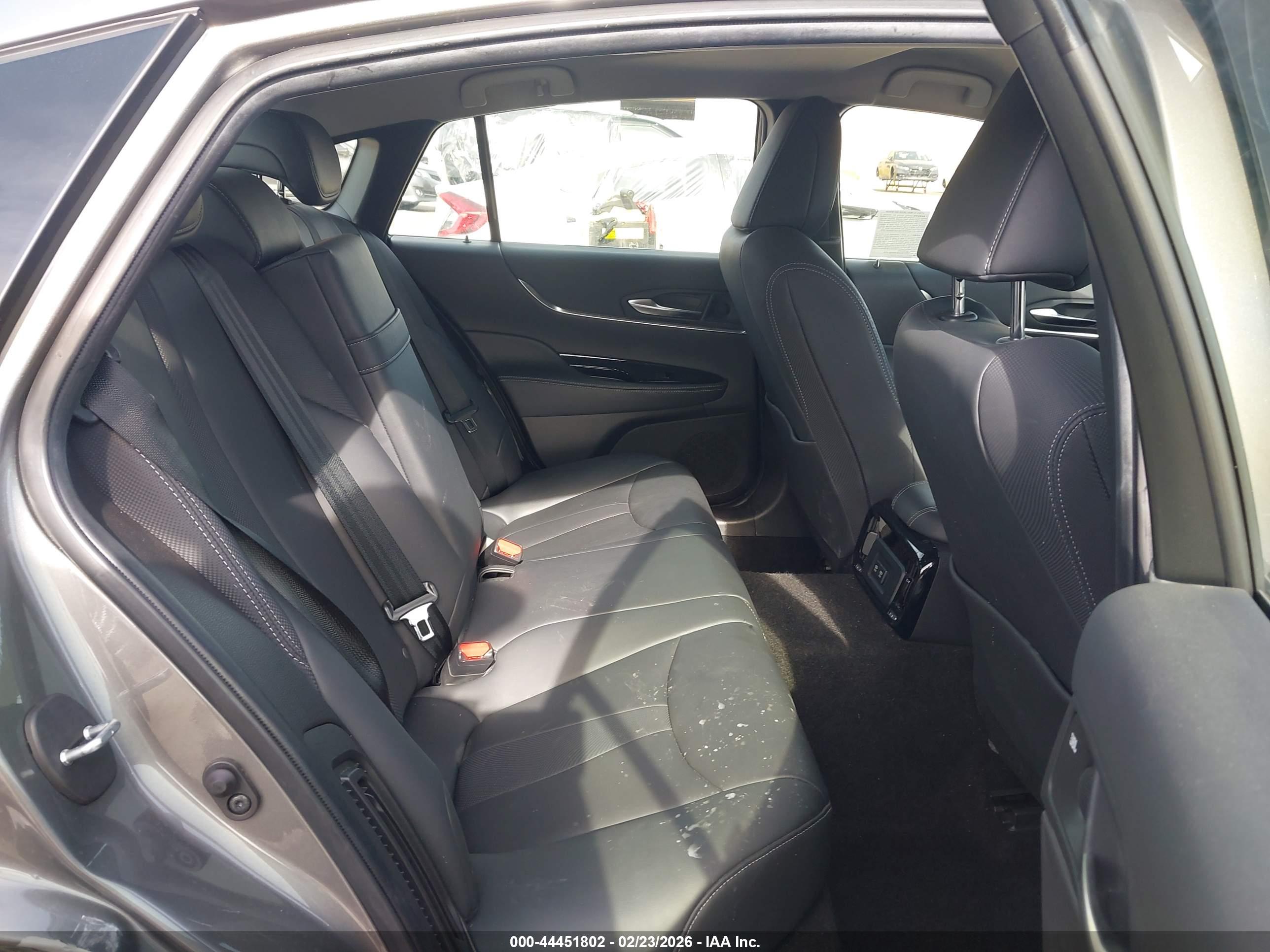 TOYOTA MIRAI image 8