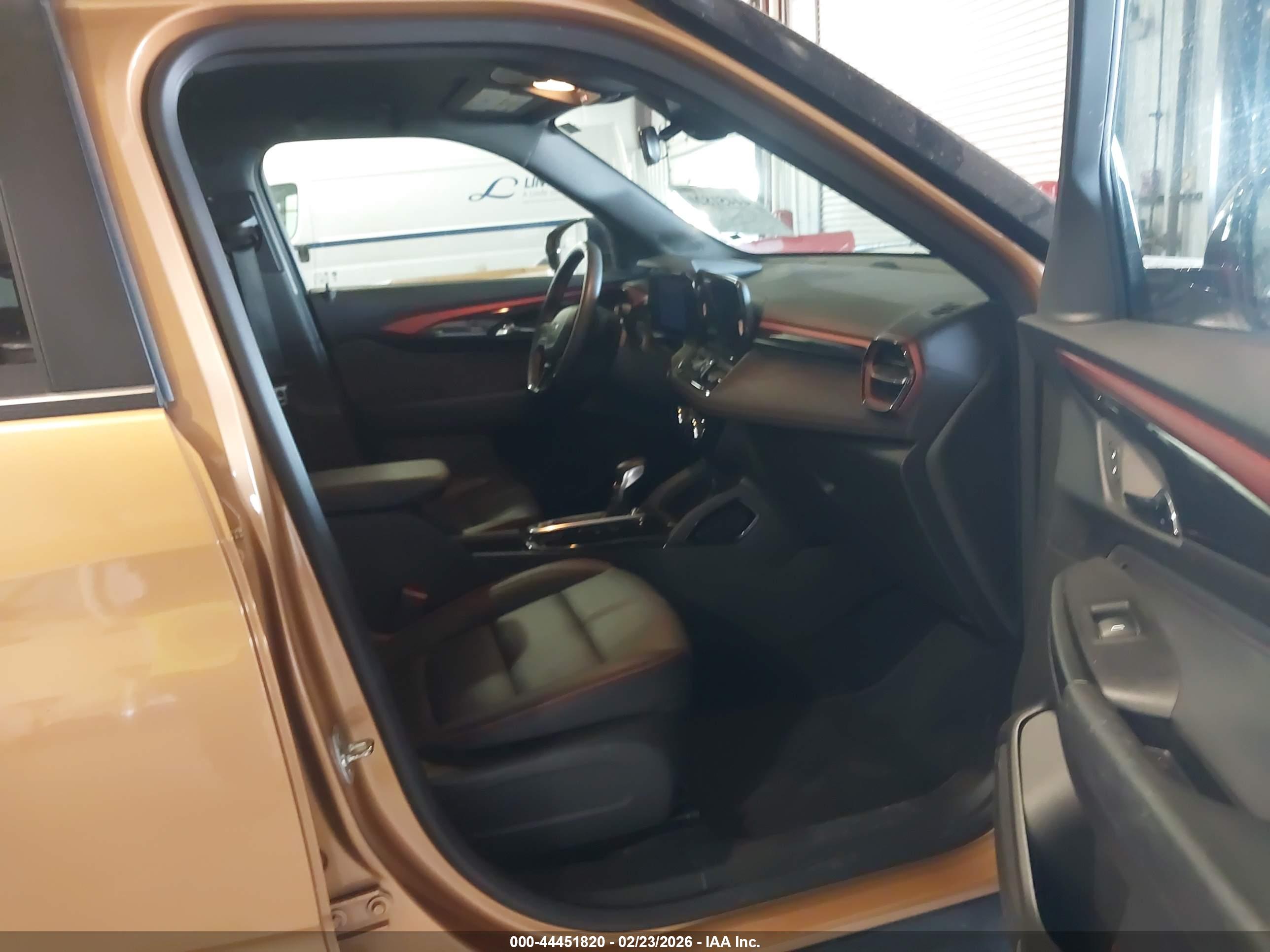 CHEVROLET TRAILBLAZER image 5