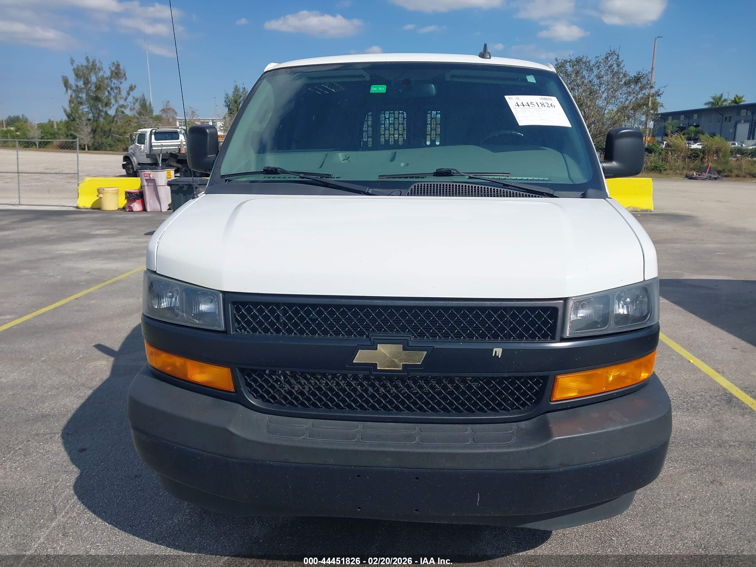 CHEVROLET EXPRESS image 6