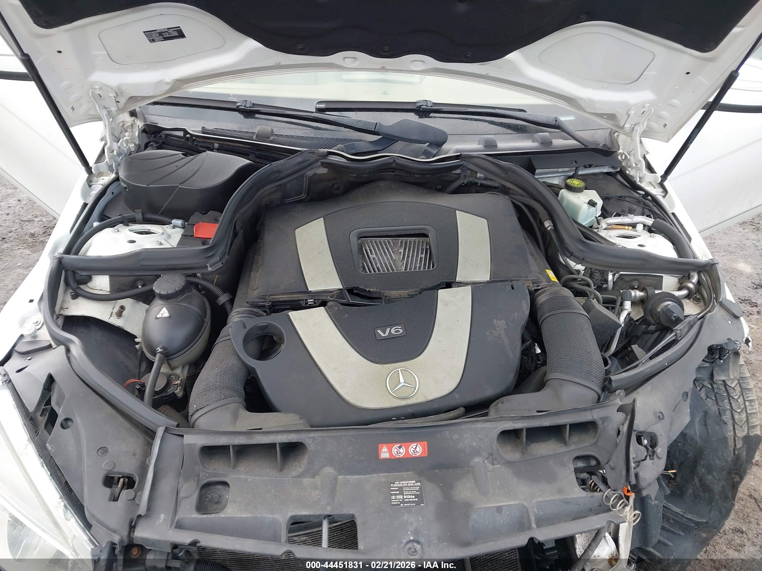MERCEDES-BENZ C image 10