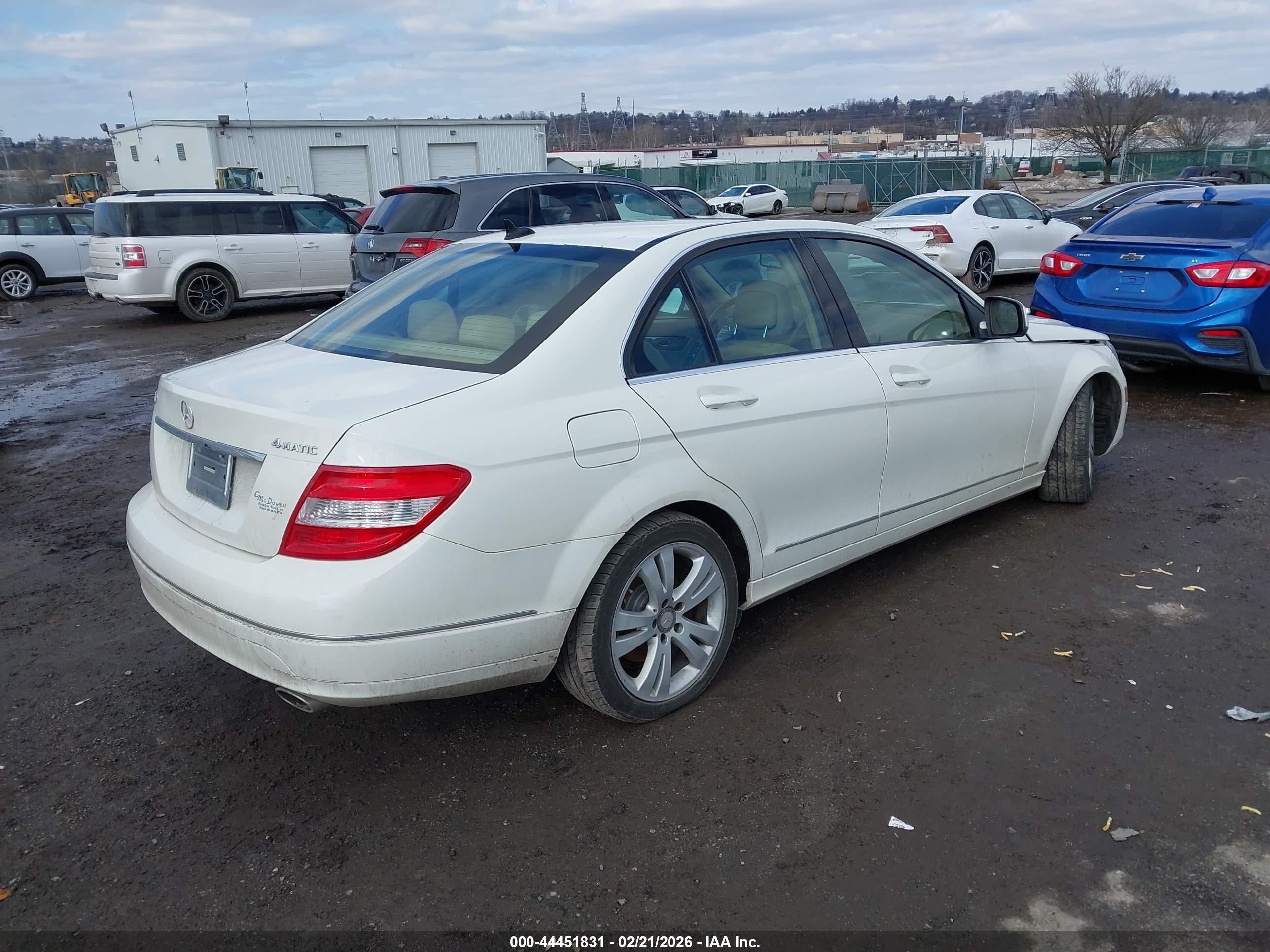 MERCEDES-BENZ C image 4