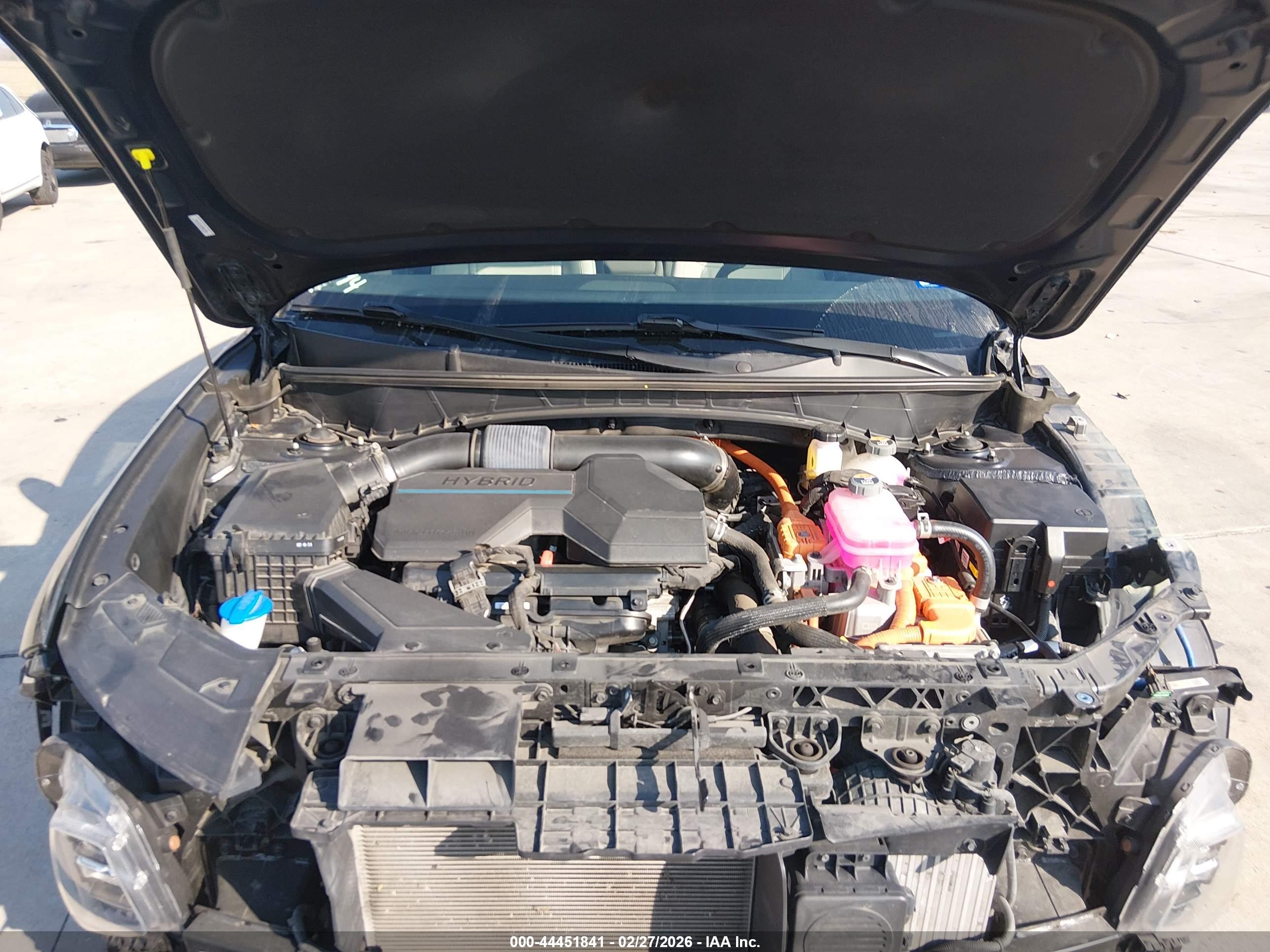 HYUNDAI TUCSON image 10