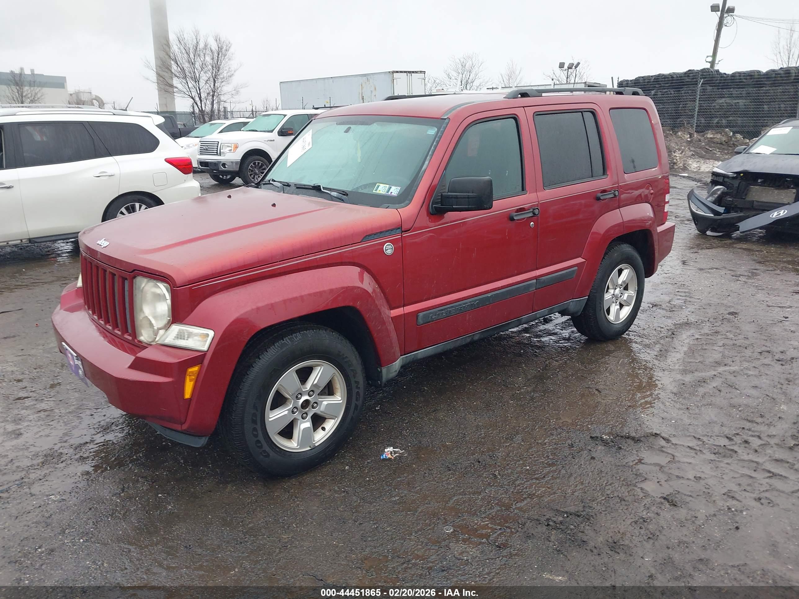 JEEP LIBERTY image 2