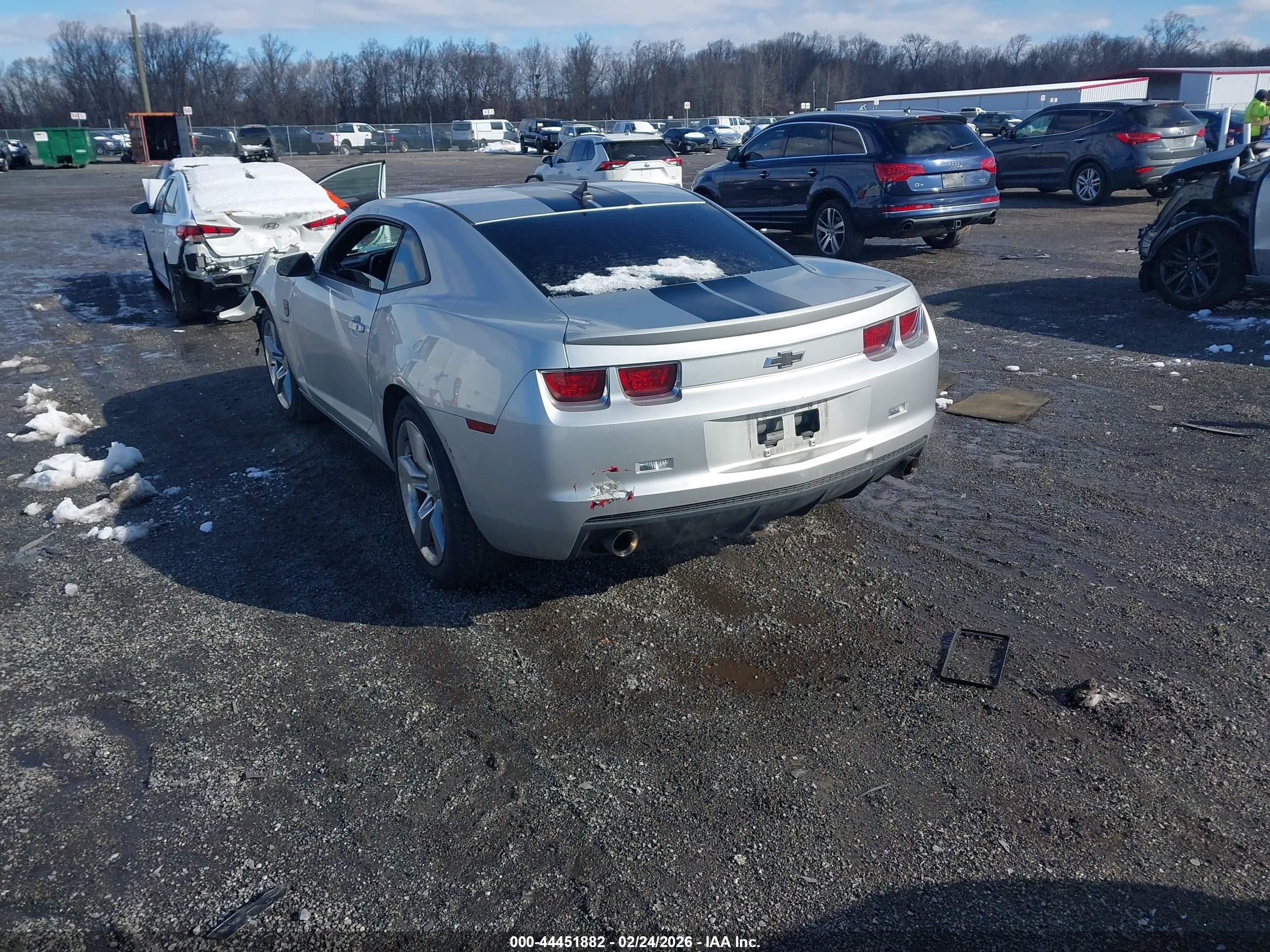 CHEVROLET CAMARO image 3