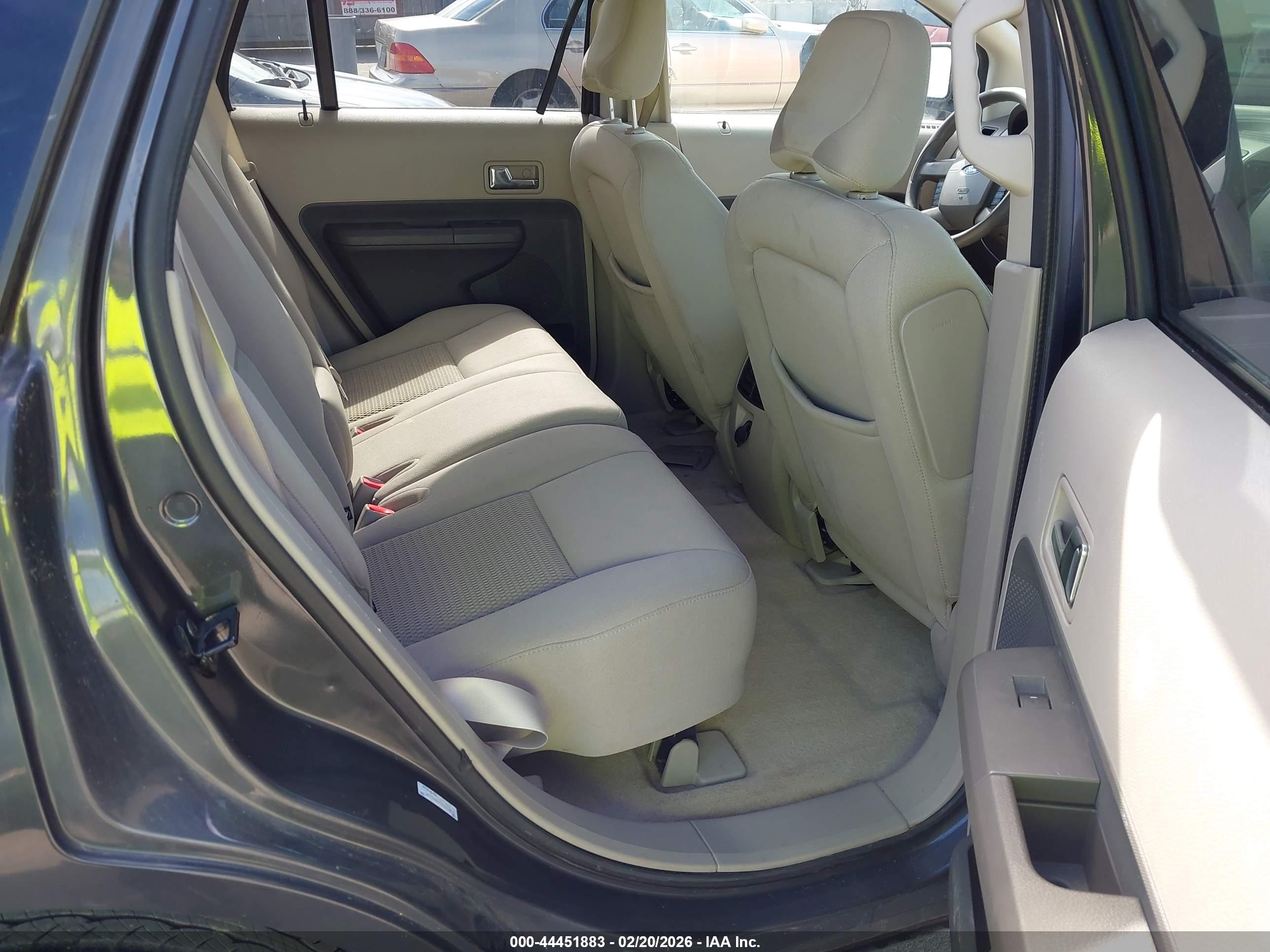 FORD EDGE image 8