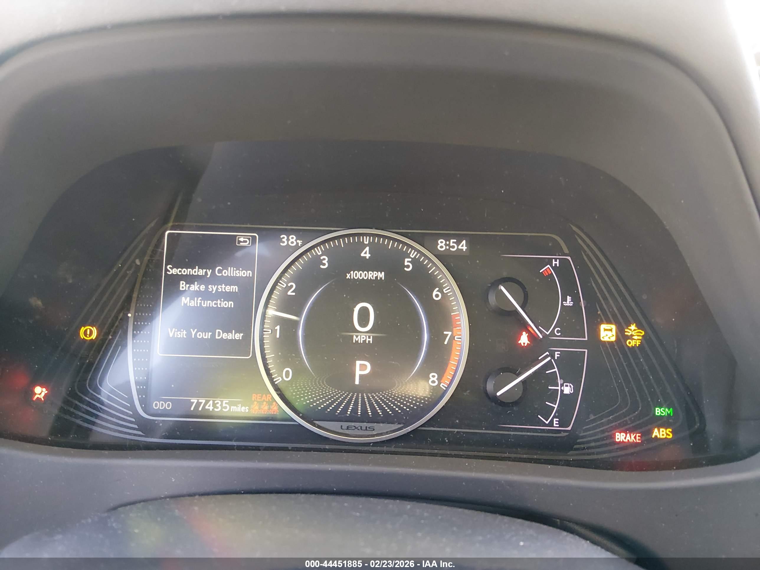 LEXUS UX image 7