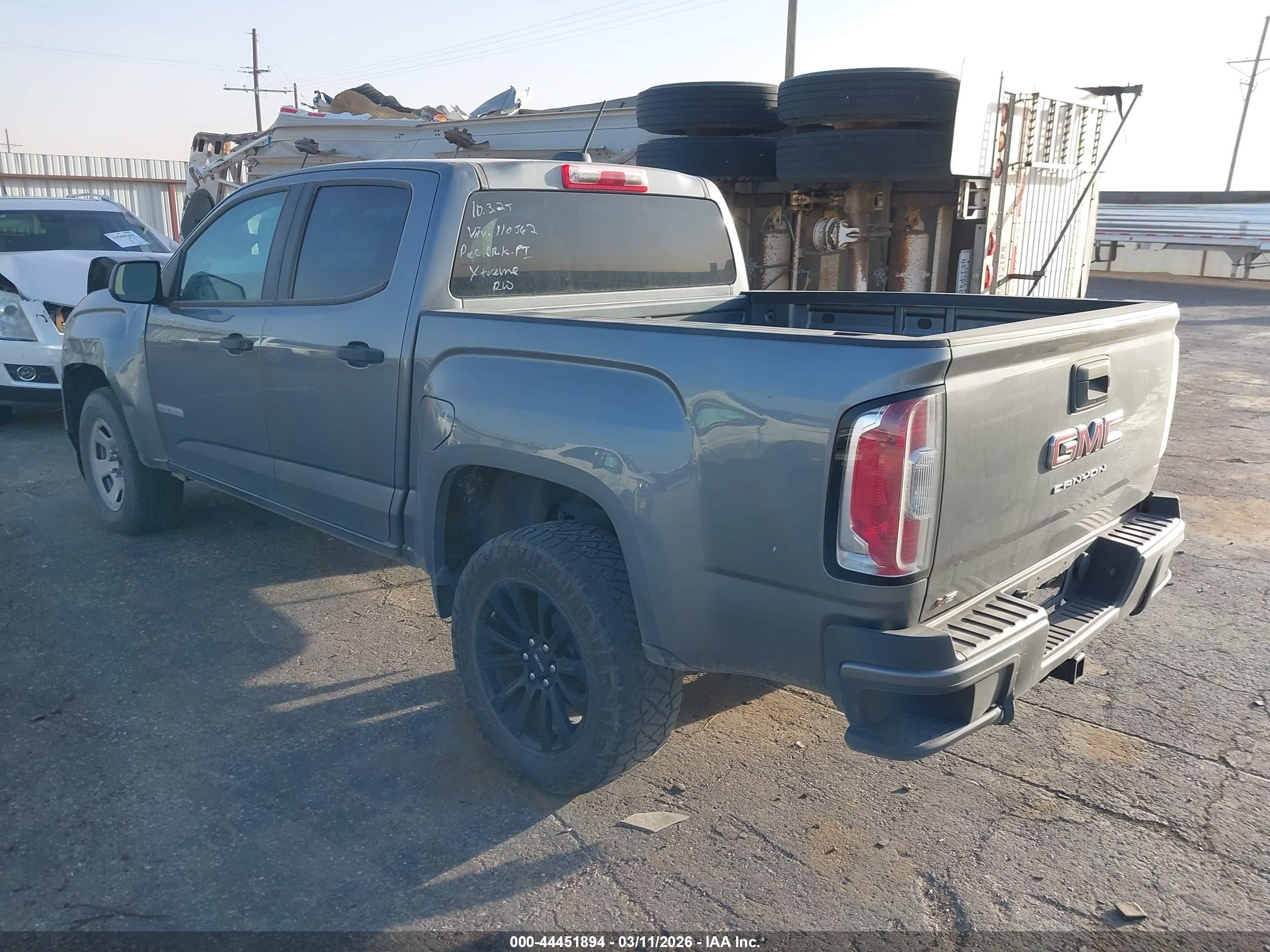 GMC CANYON image 3