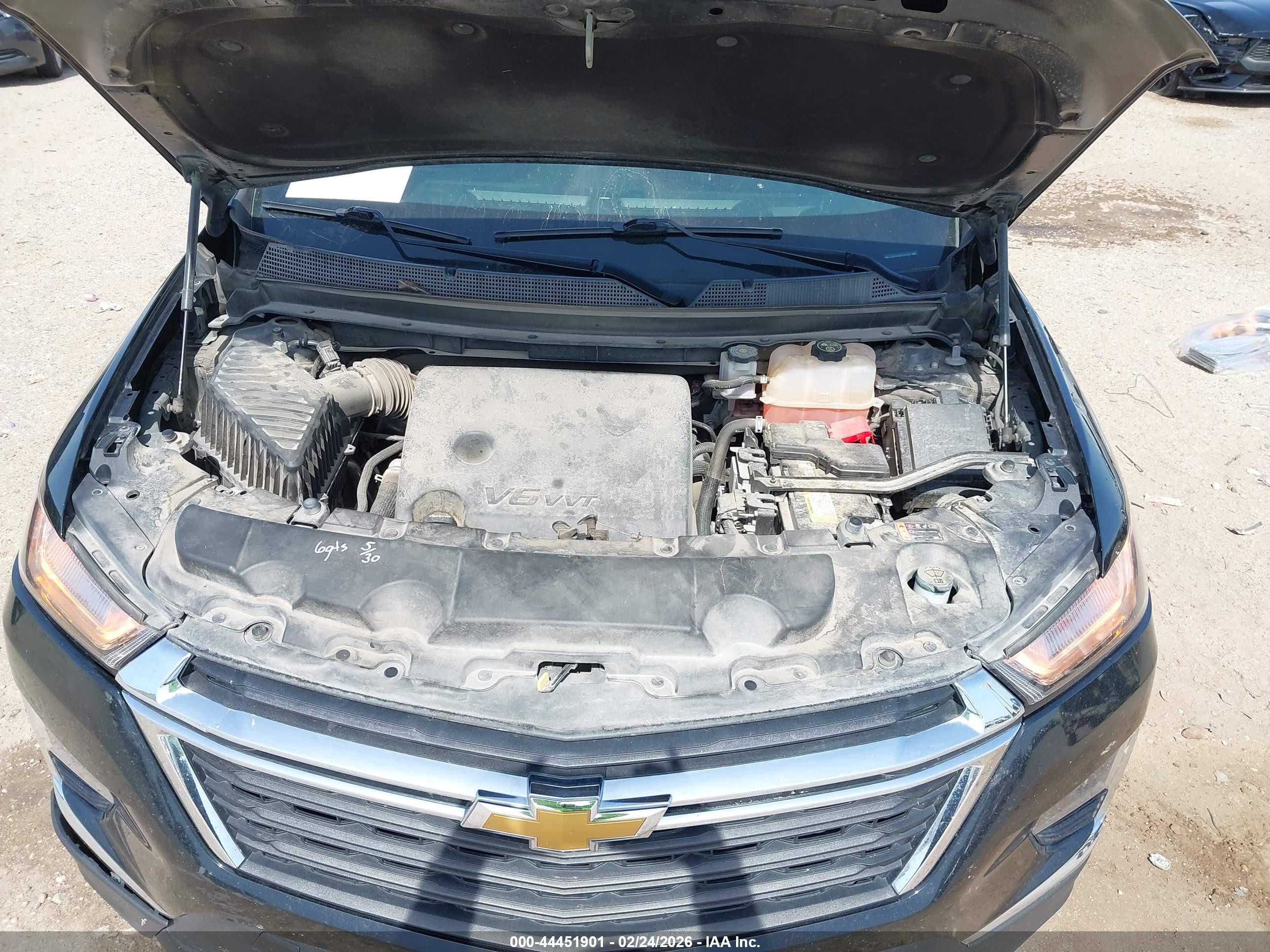CHEVROLET TRAVERSE image 10