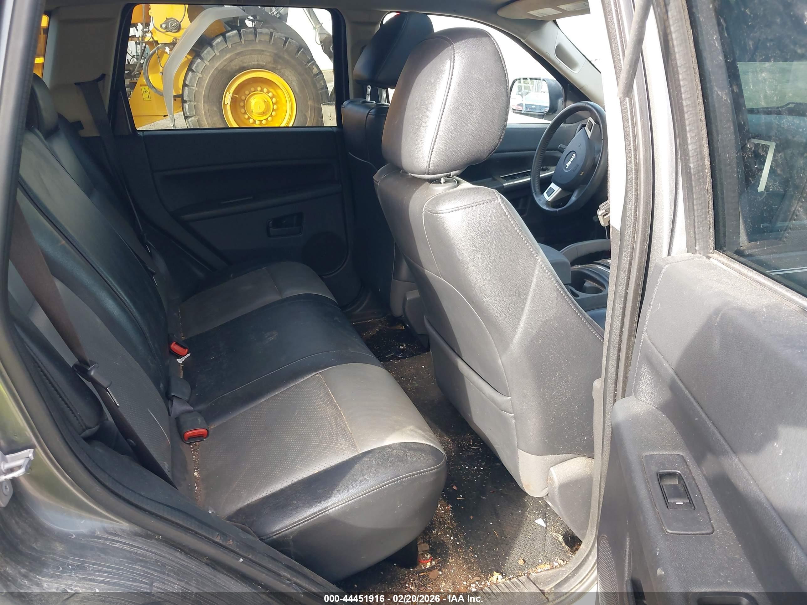 JEEP GRAND image 8
