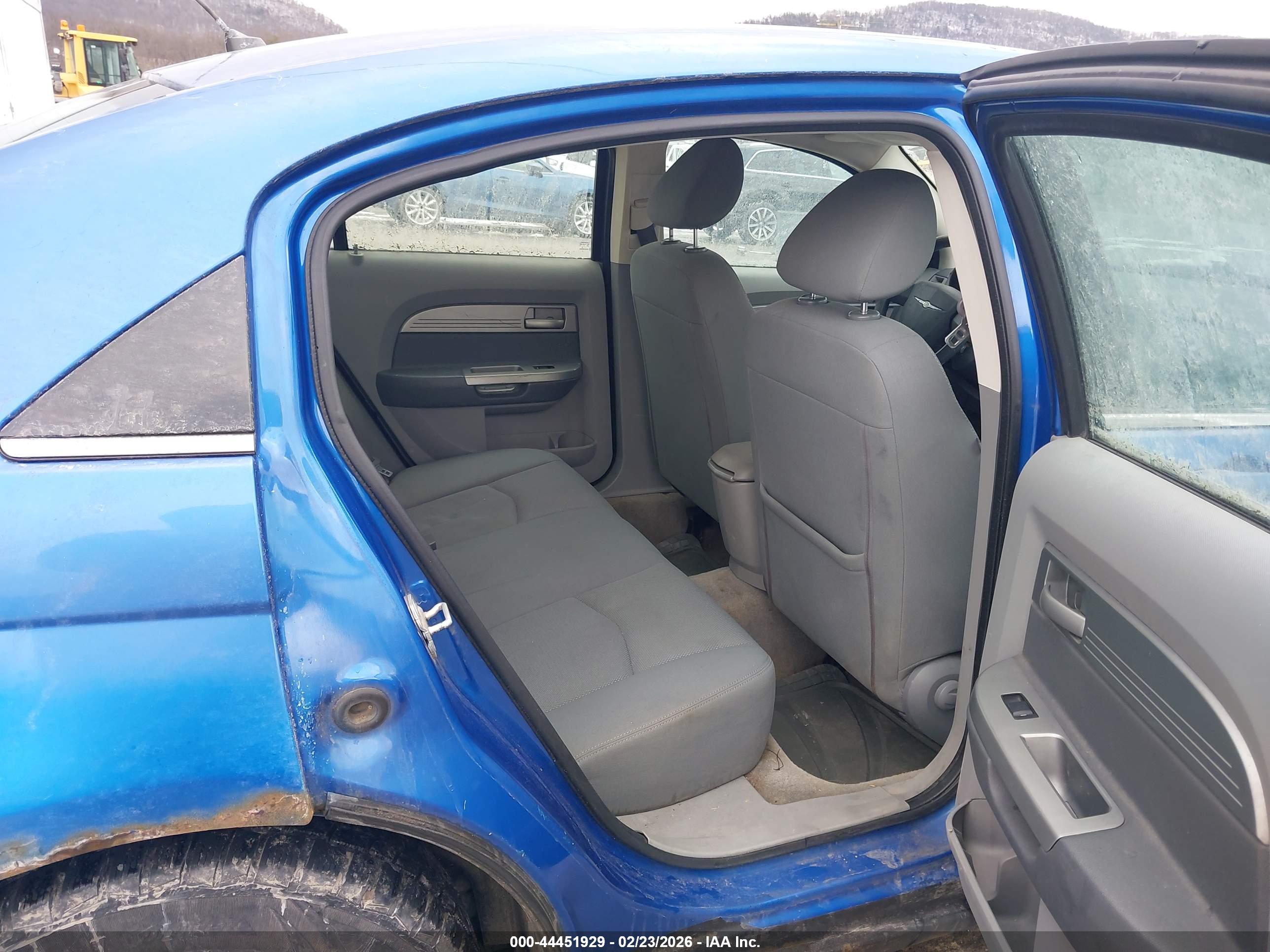 CHRYSLER SEBRING image 8
