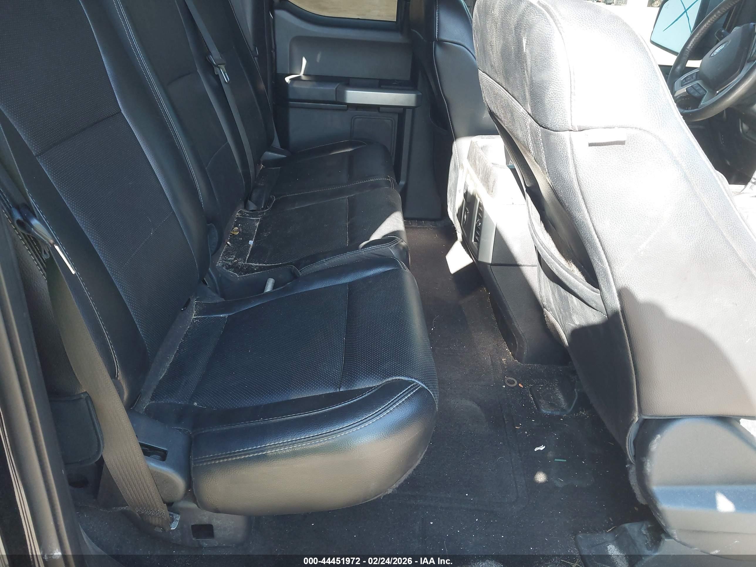 FORD F-150 image 8