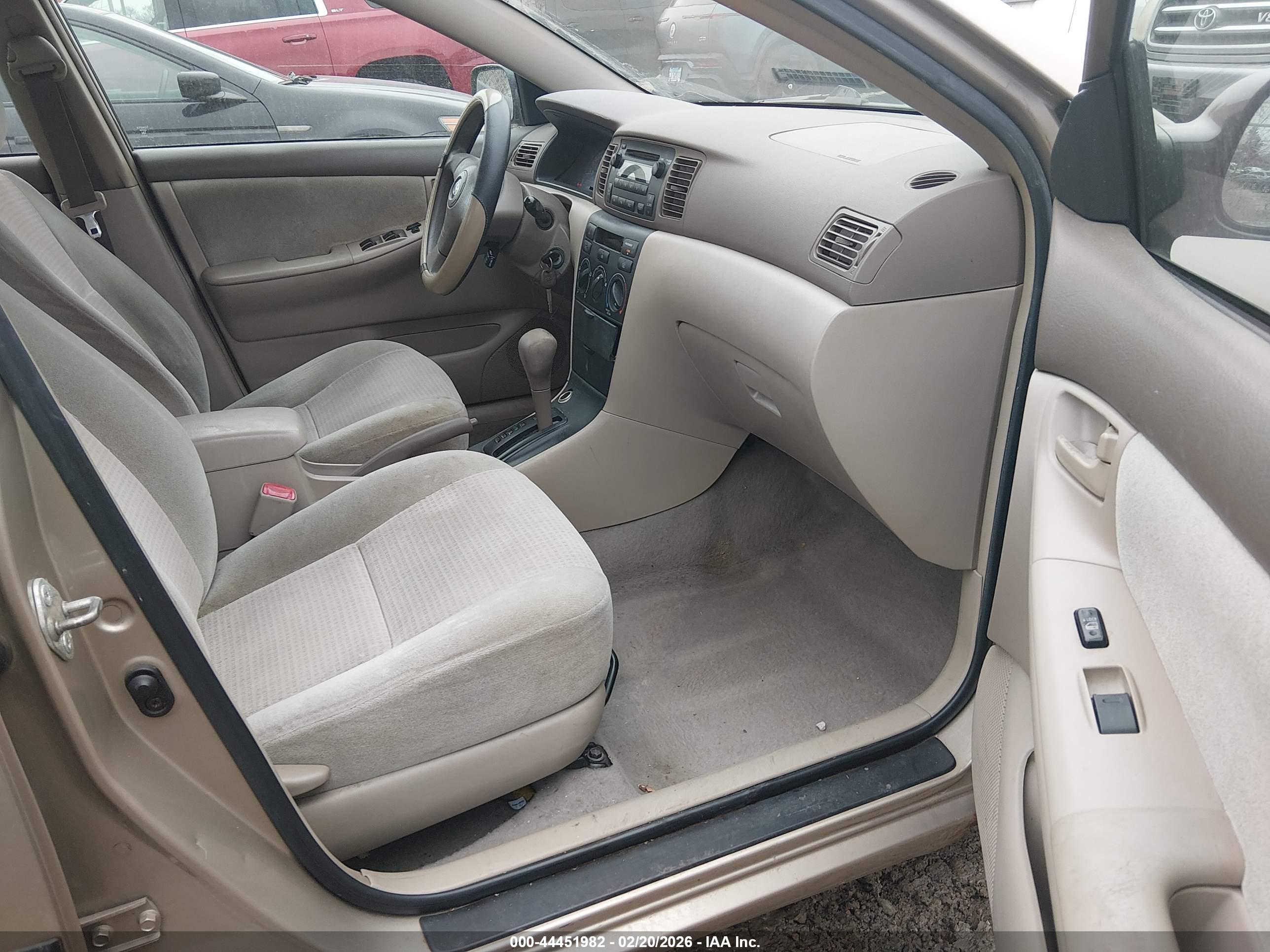 TOYOTA COROLLA image 5