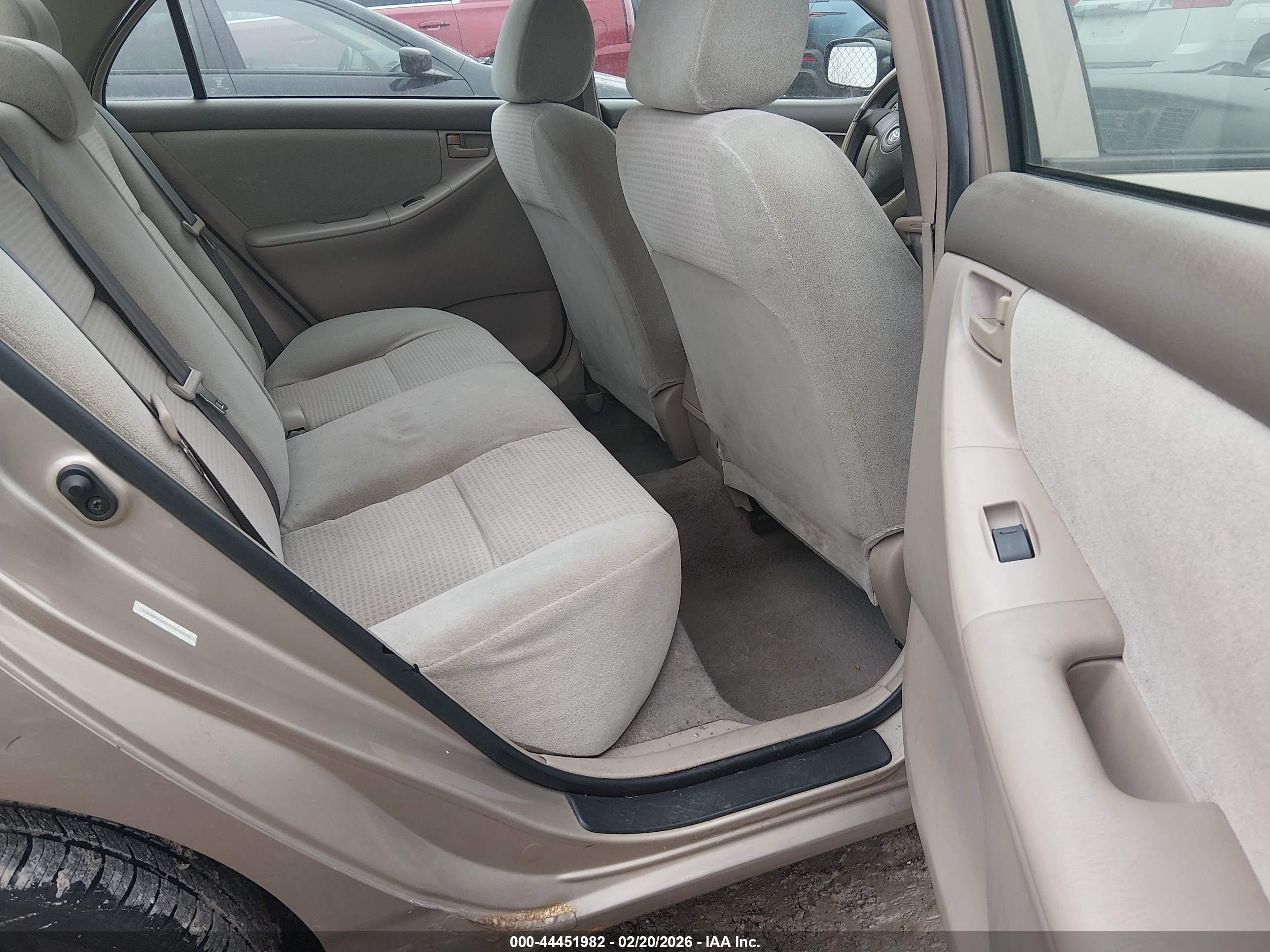 TOYOTA COROLLA image 8