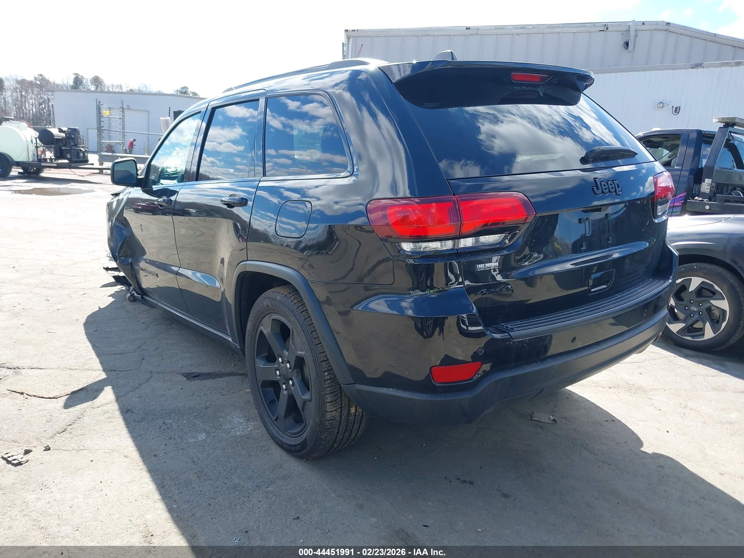 JEEP GRAND image 3