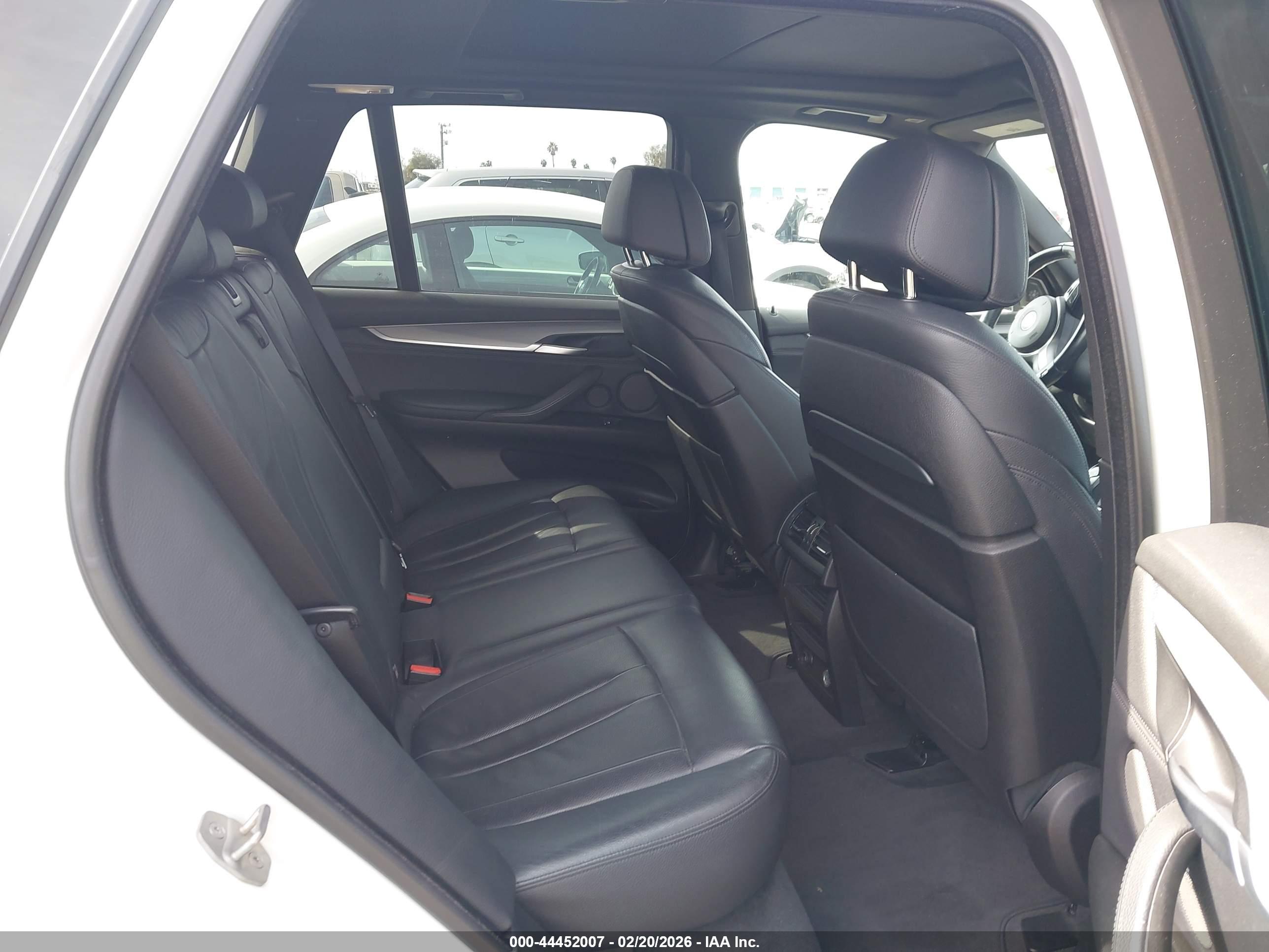 BMW X5 image 8