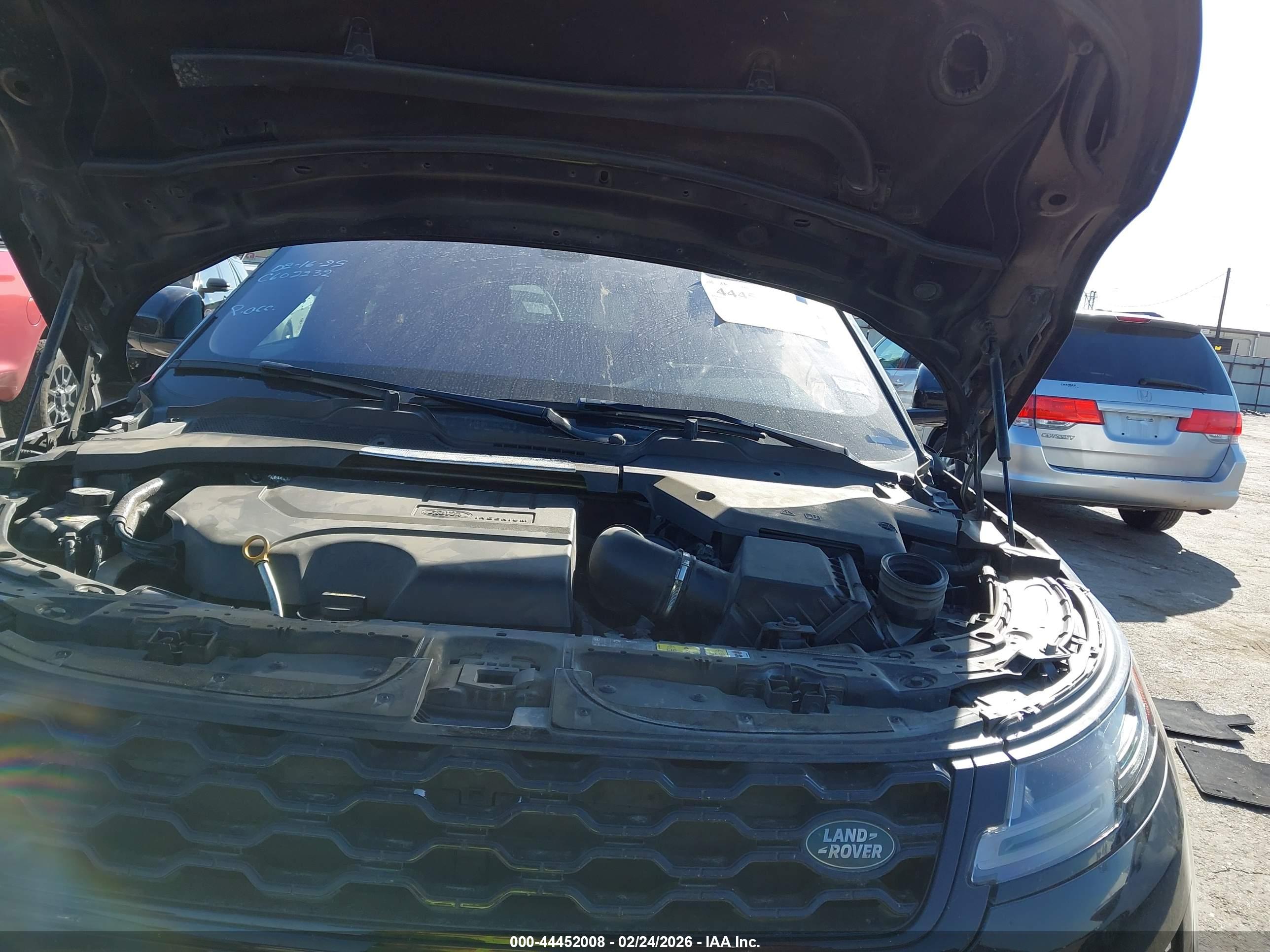 LAND ROVER image 10