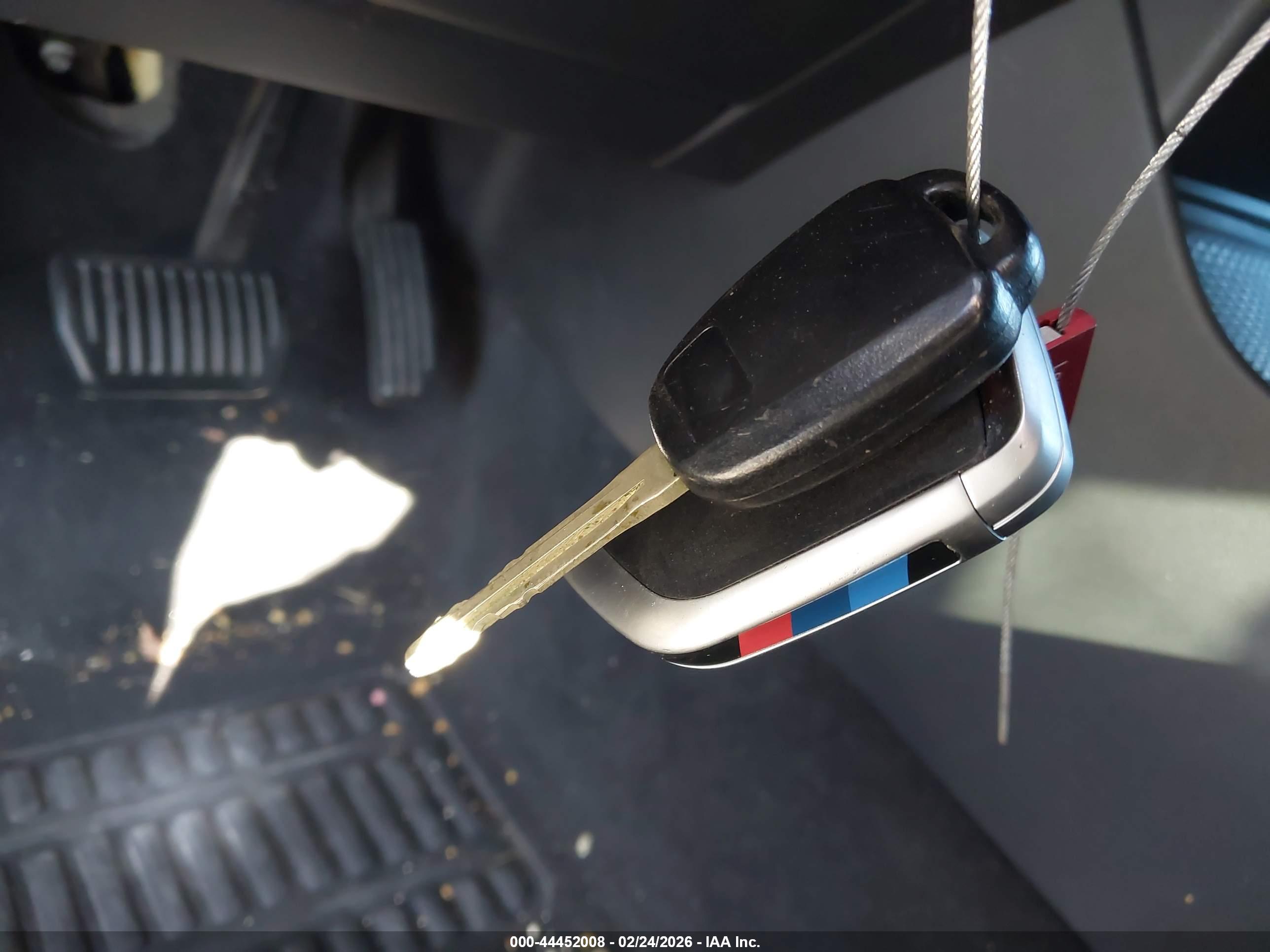 LAND ROVER image 11
