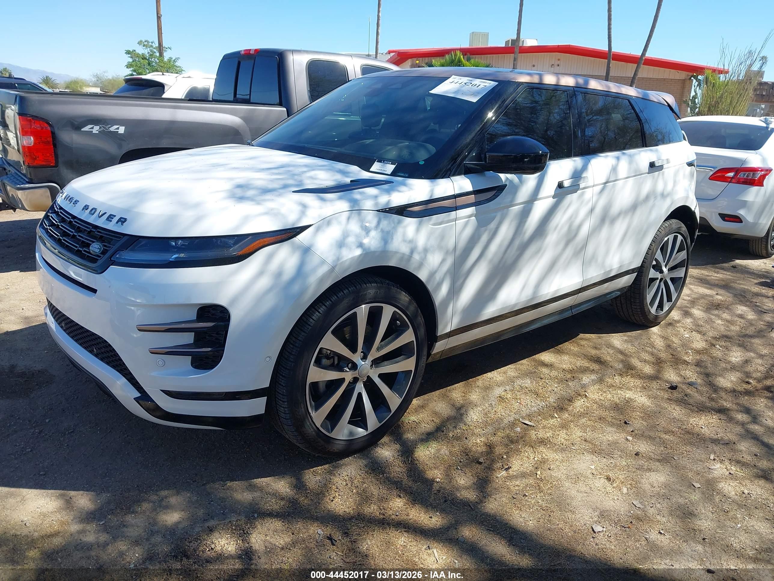 LAND ROVER image 2