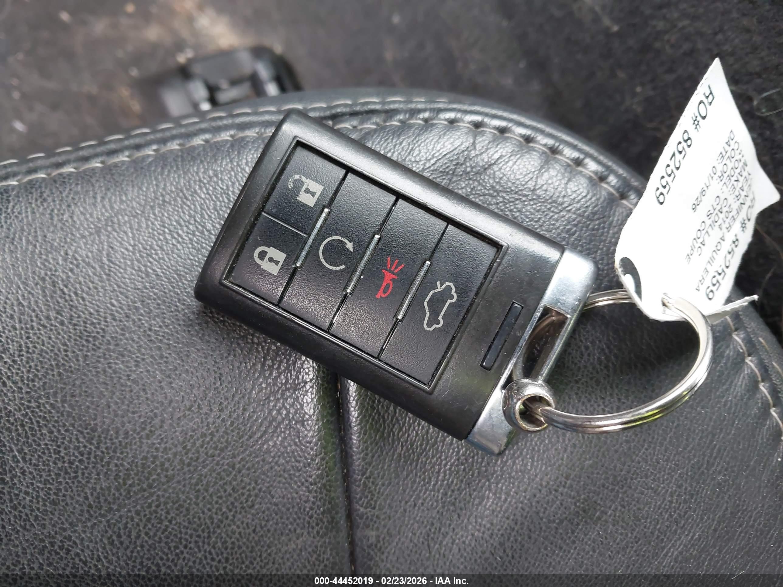 CADILLAC CTS image 11