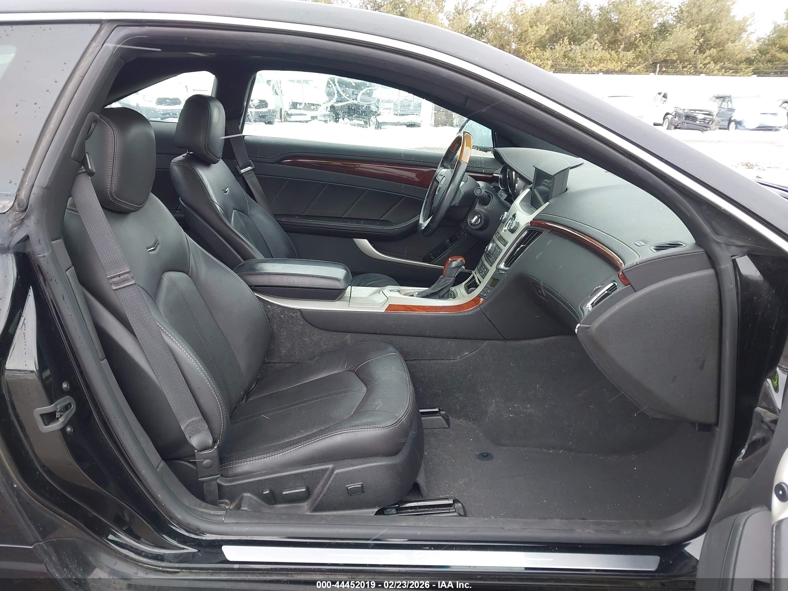 CADILLAC CTS image 5