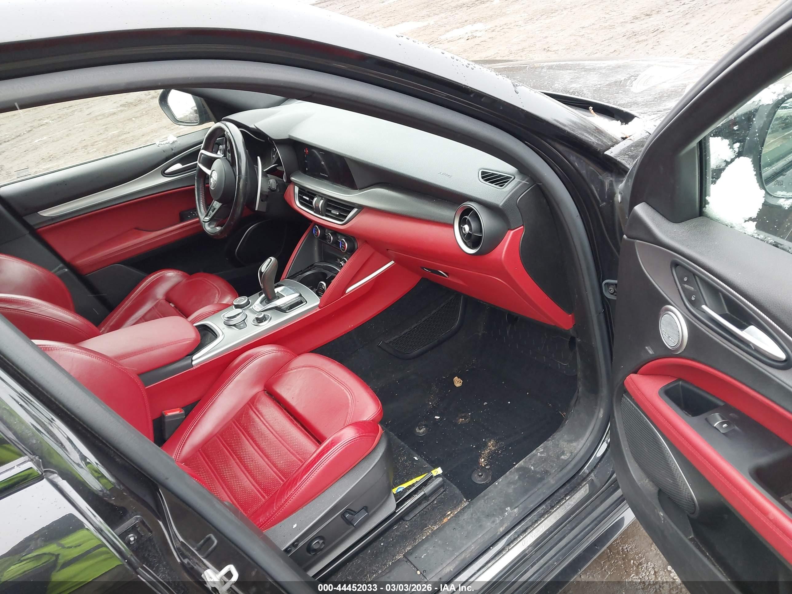 ALFA ROMEO image 5