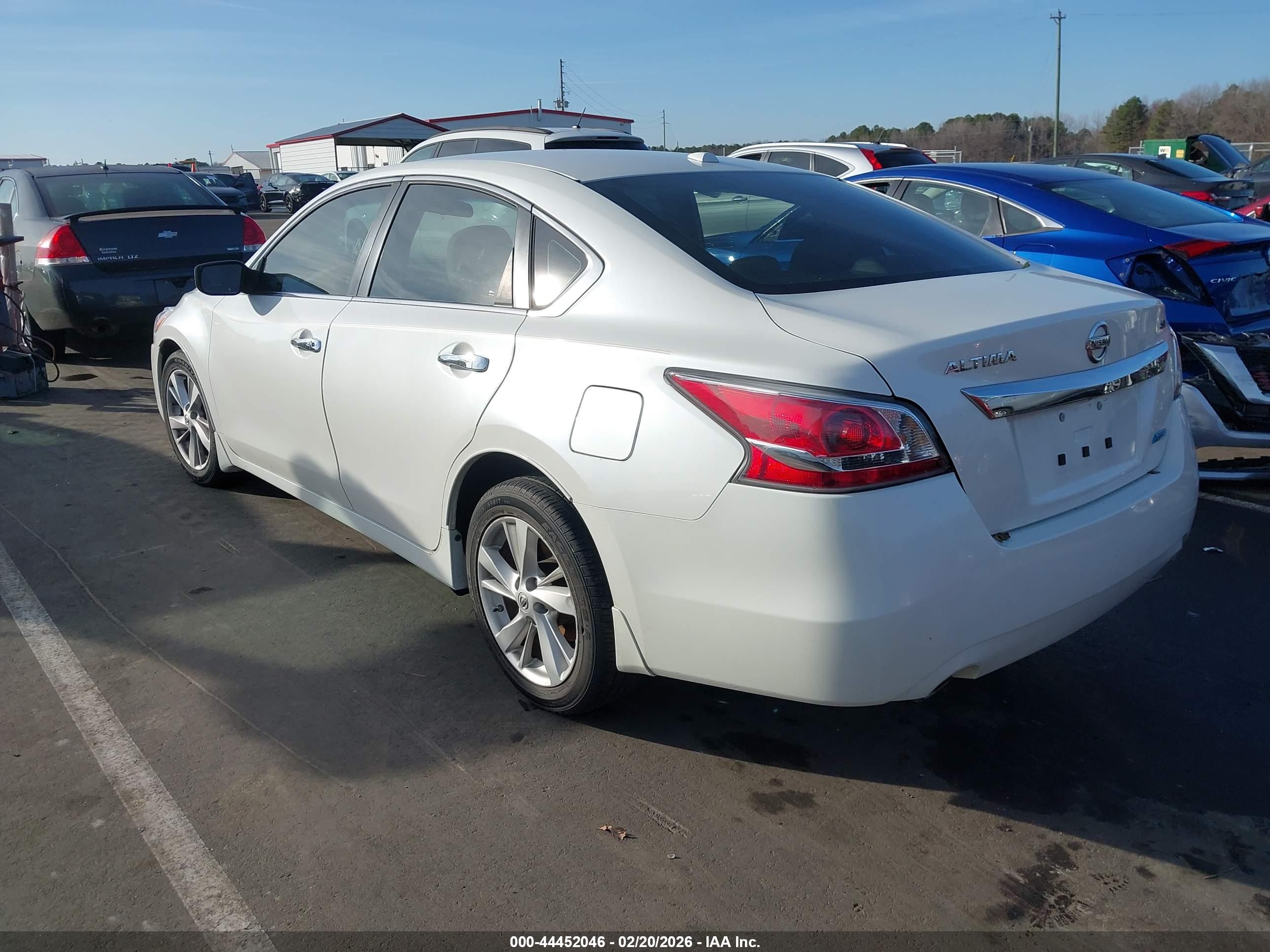 NISSAN ALTIMA image 3