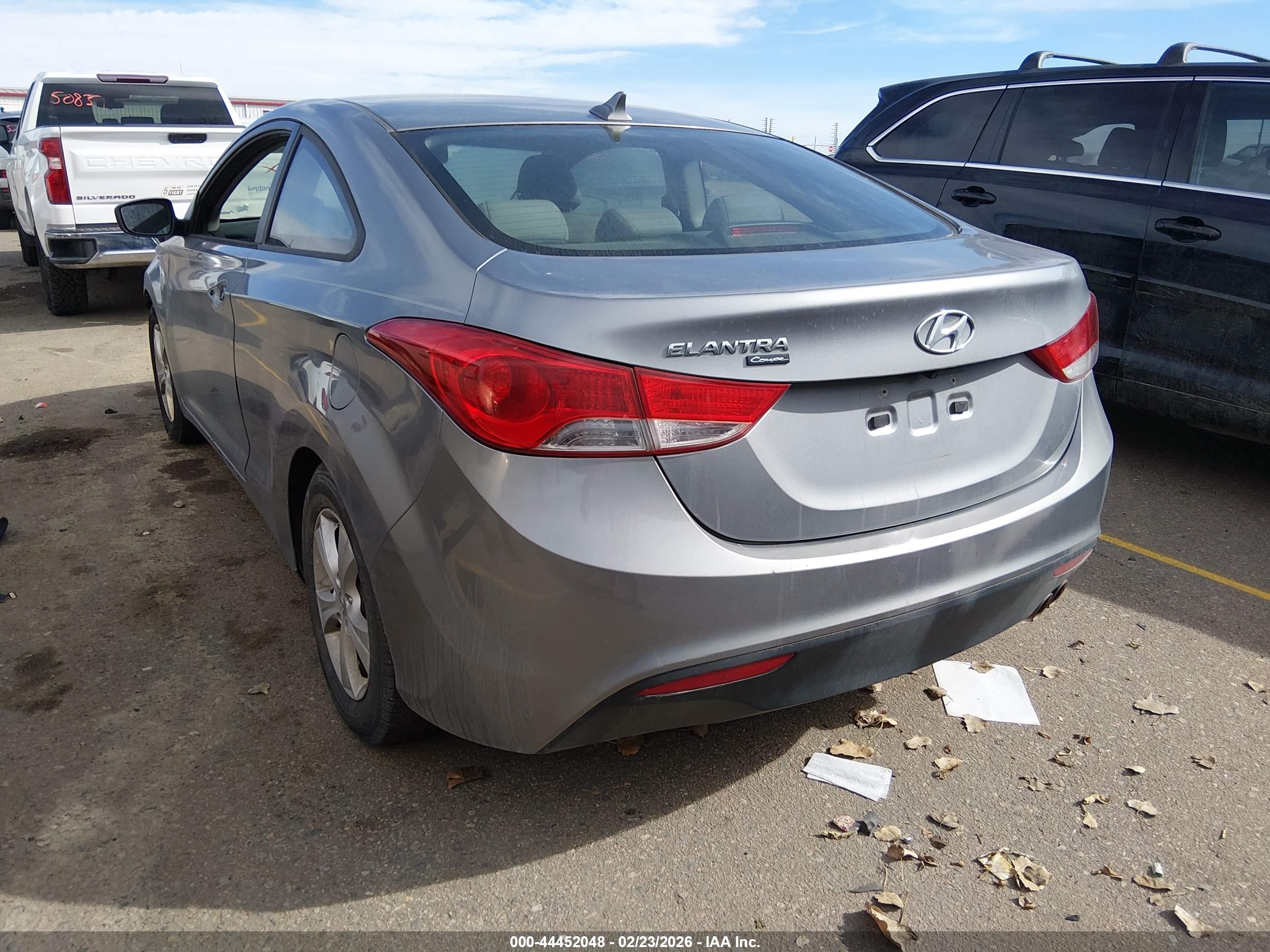 HYUNDAI ELANTRA image 3