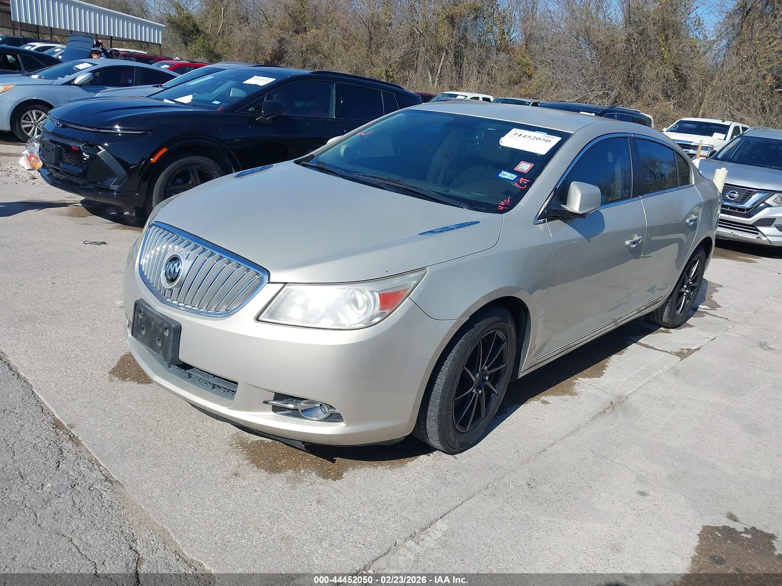 BUICK LACROSSE image 2