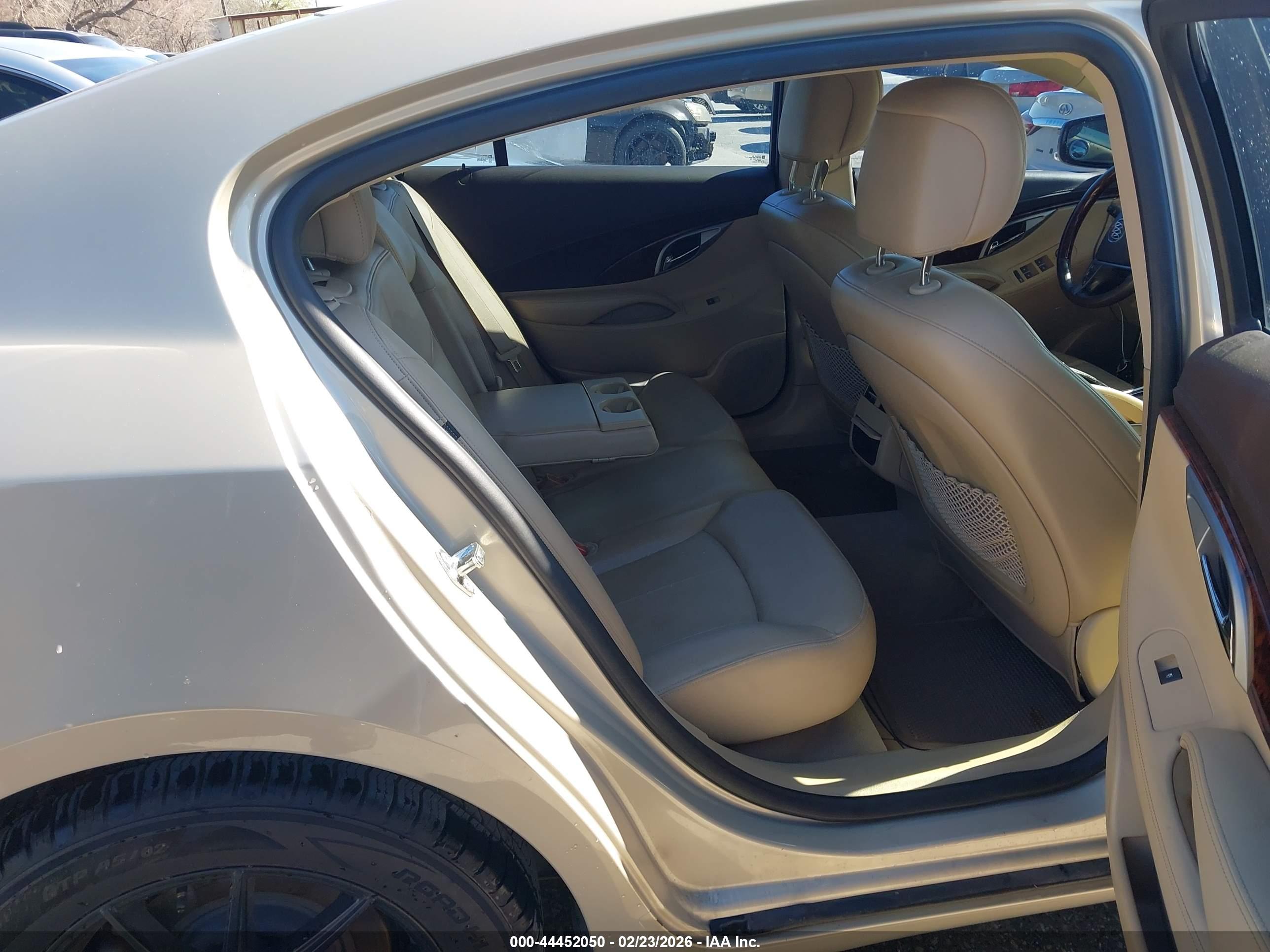 BUICK LACROSSE image 8