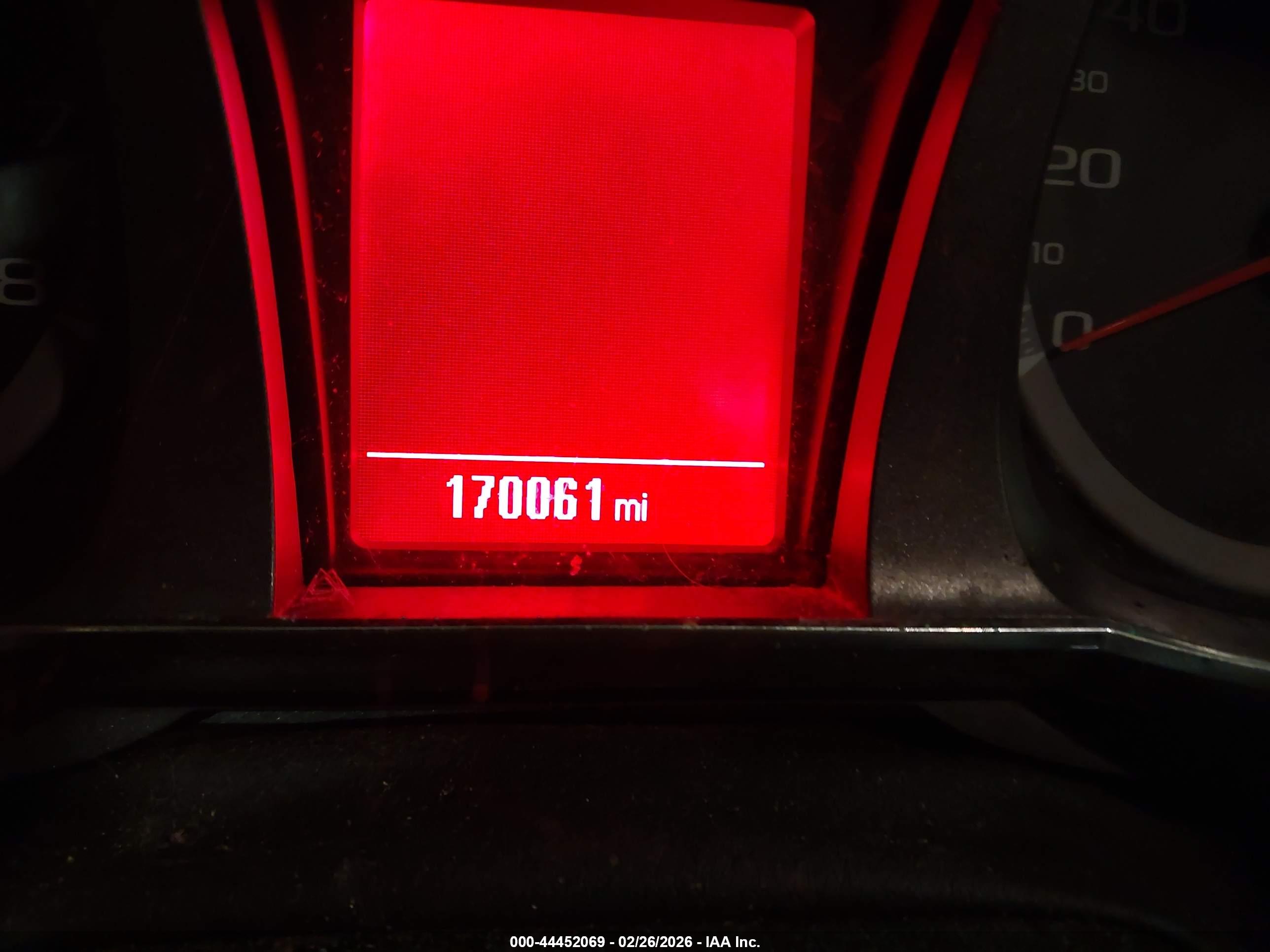 GMC TERRAIN image 7