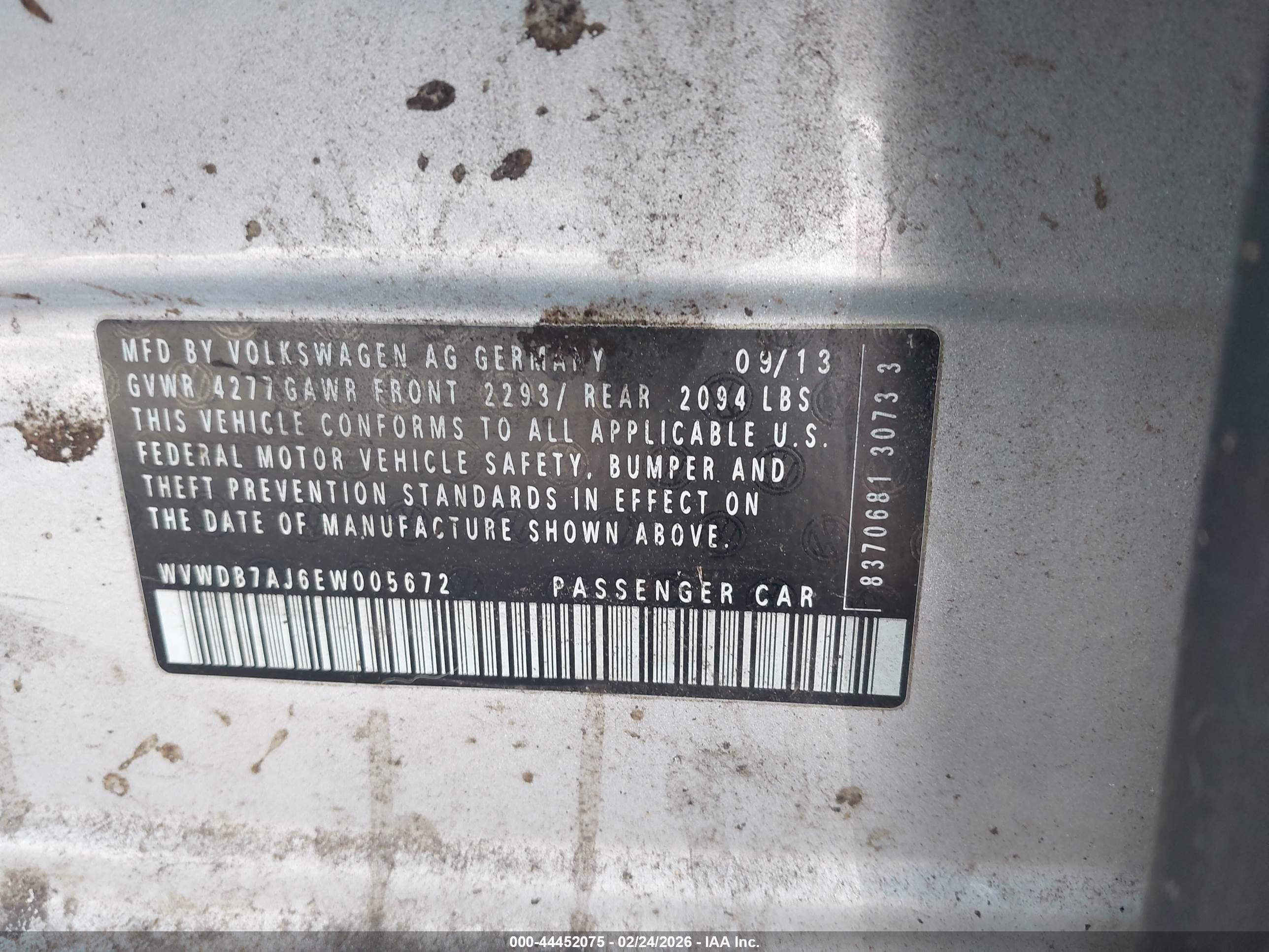 VOLKSWAGEN GOLF image 9