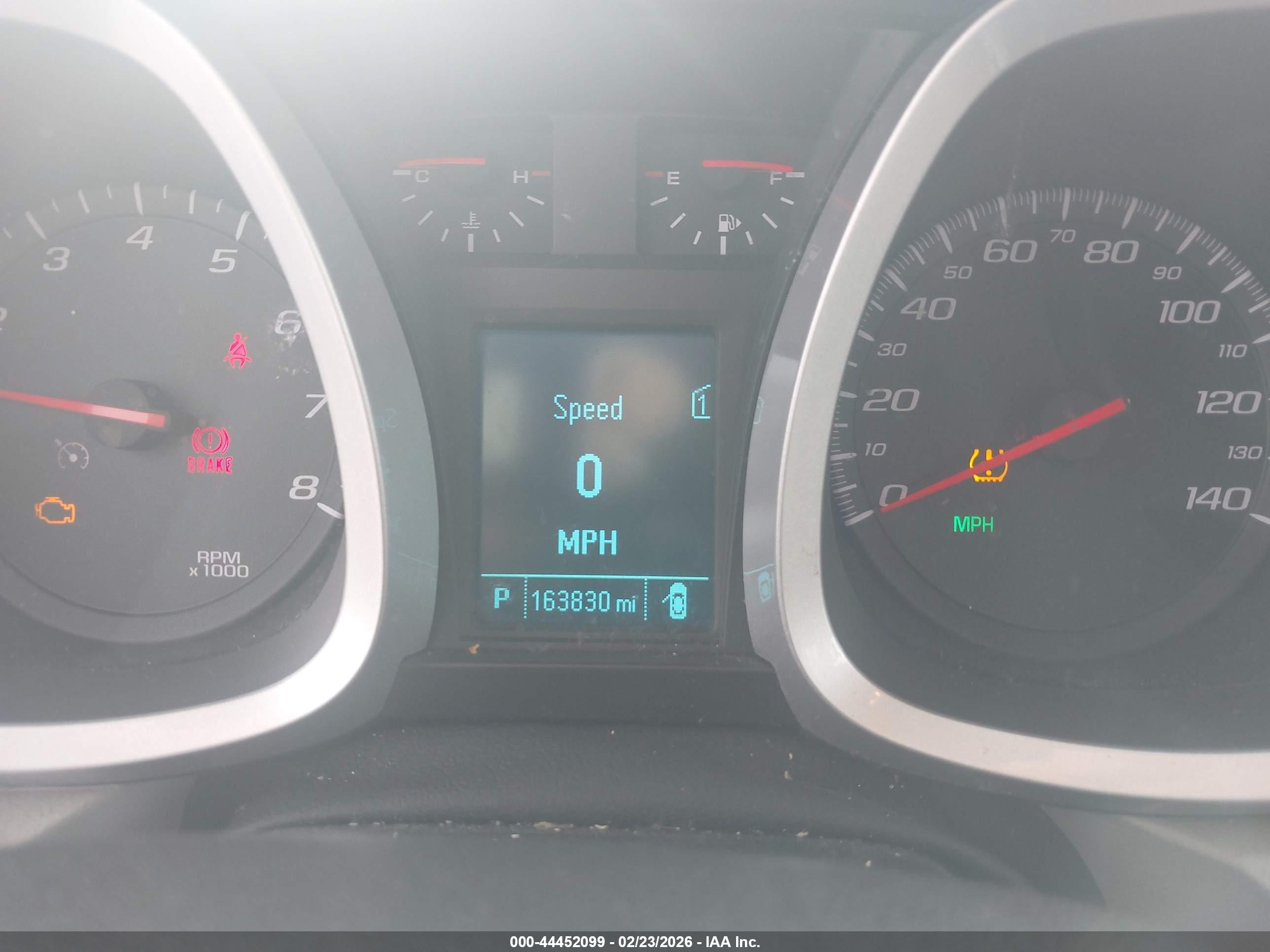 CHEVROLET EQUINOX image 7
