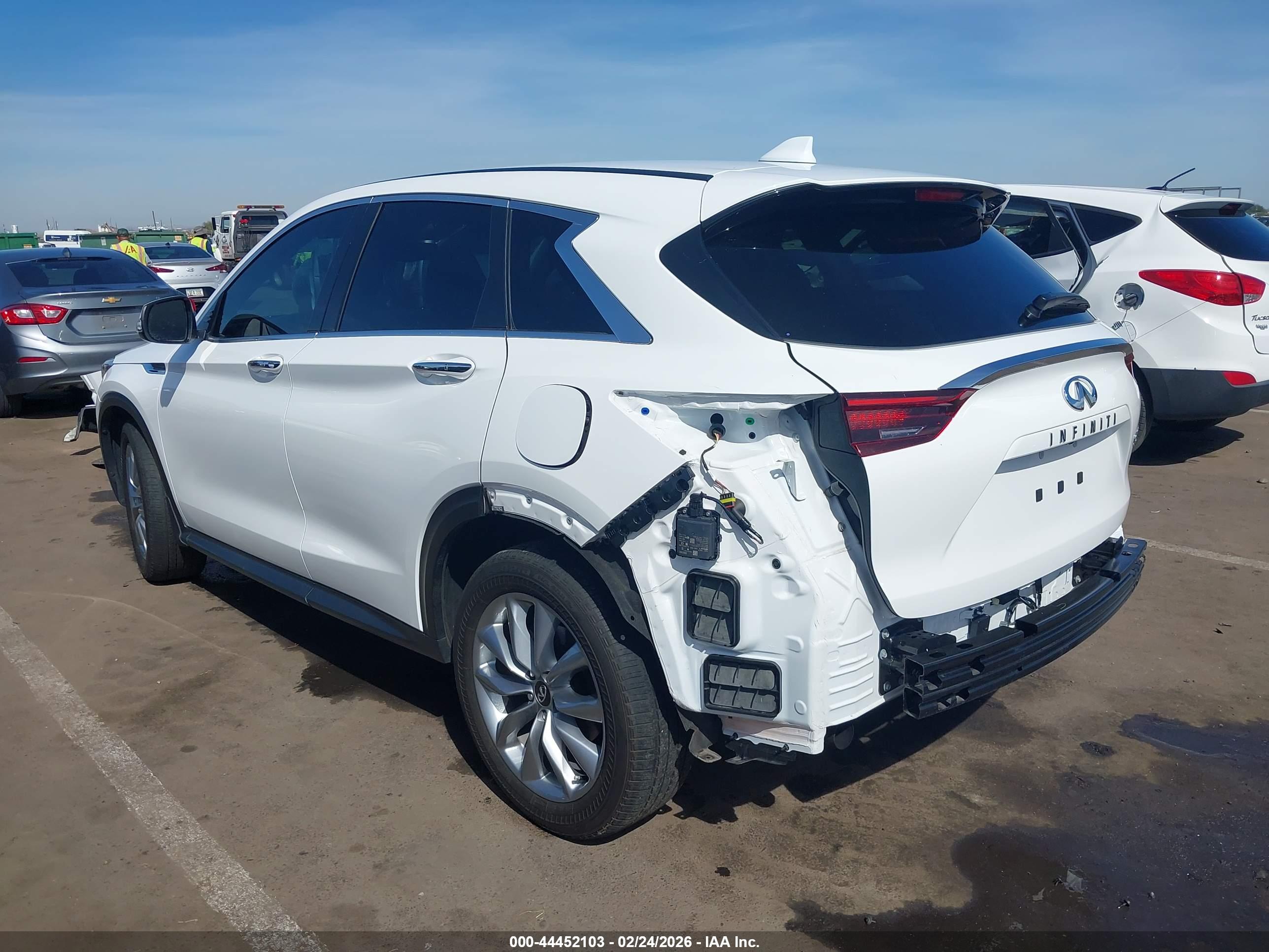 INFINITI QX50 image 3