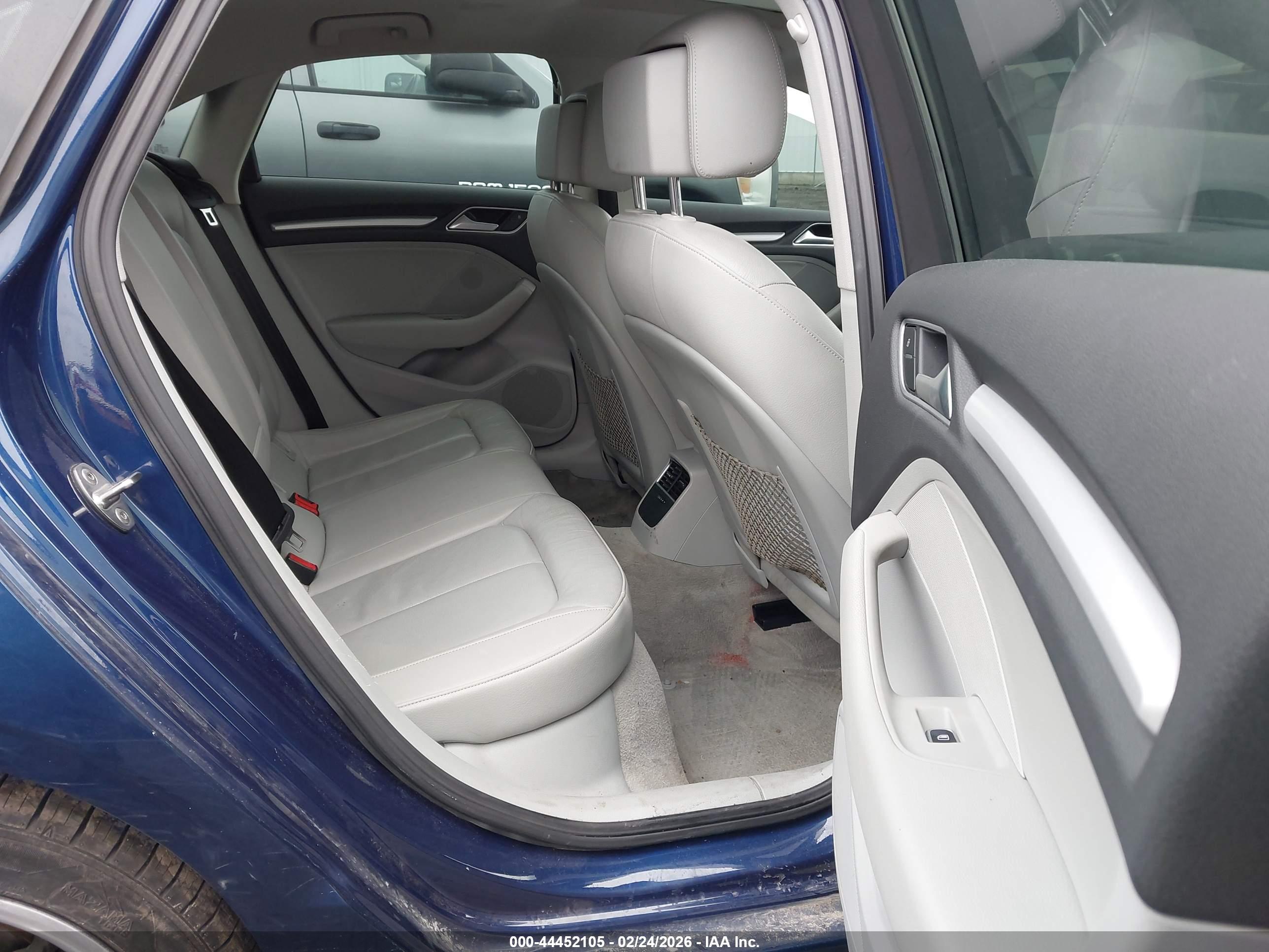 AUDI A3 image 8