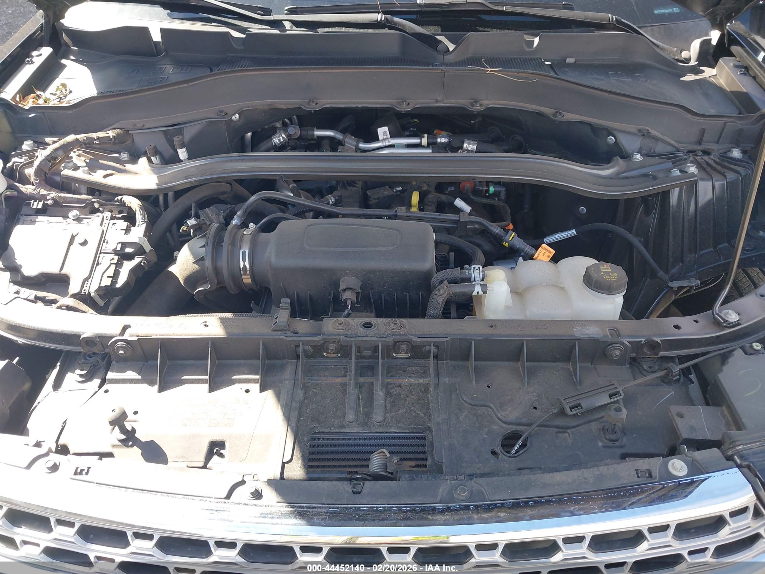 FORD EXPLORER image 10