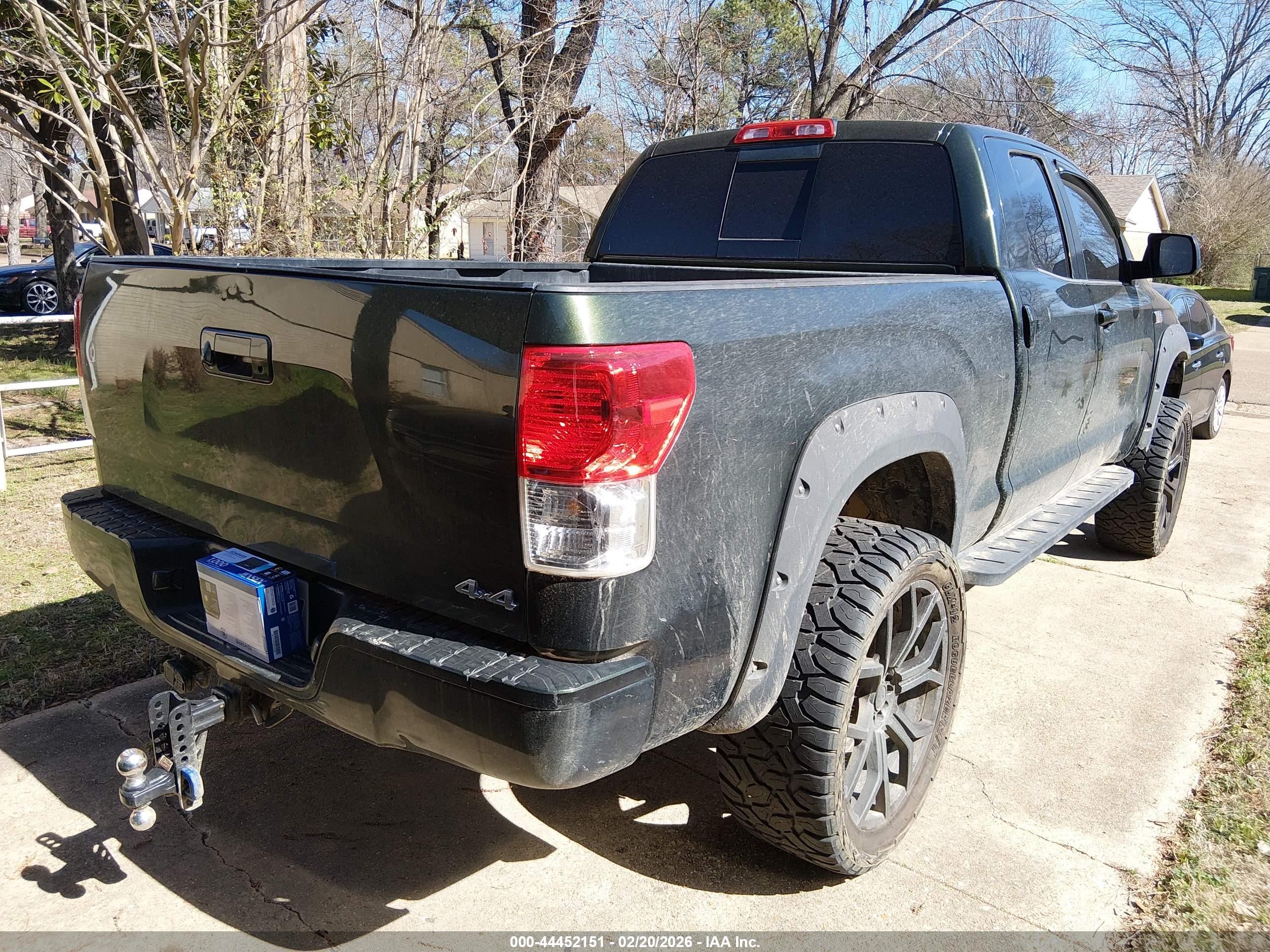 TOYOTA TUNDRA image 4