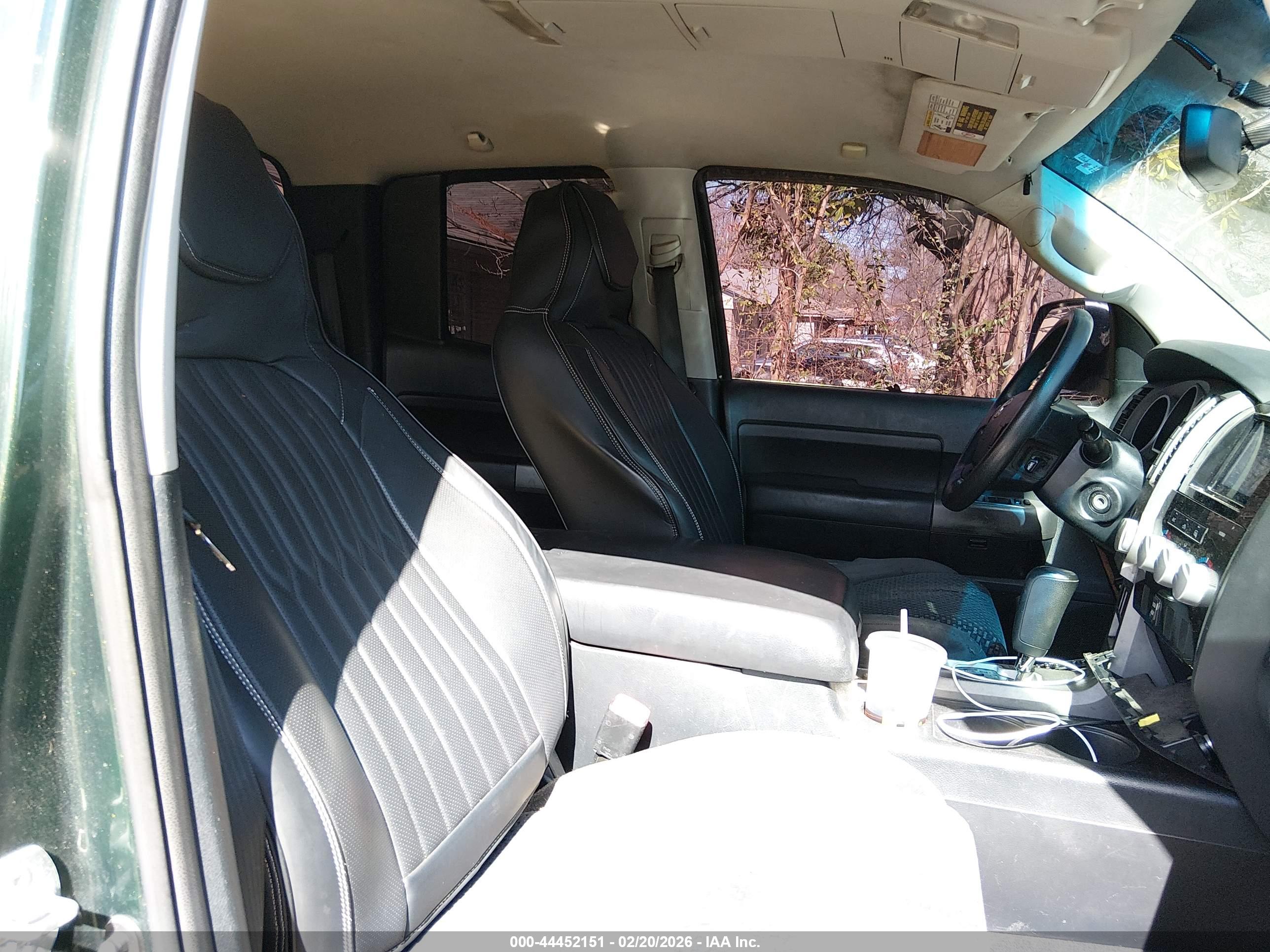 TOYOTA TUNDRA image 5