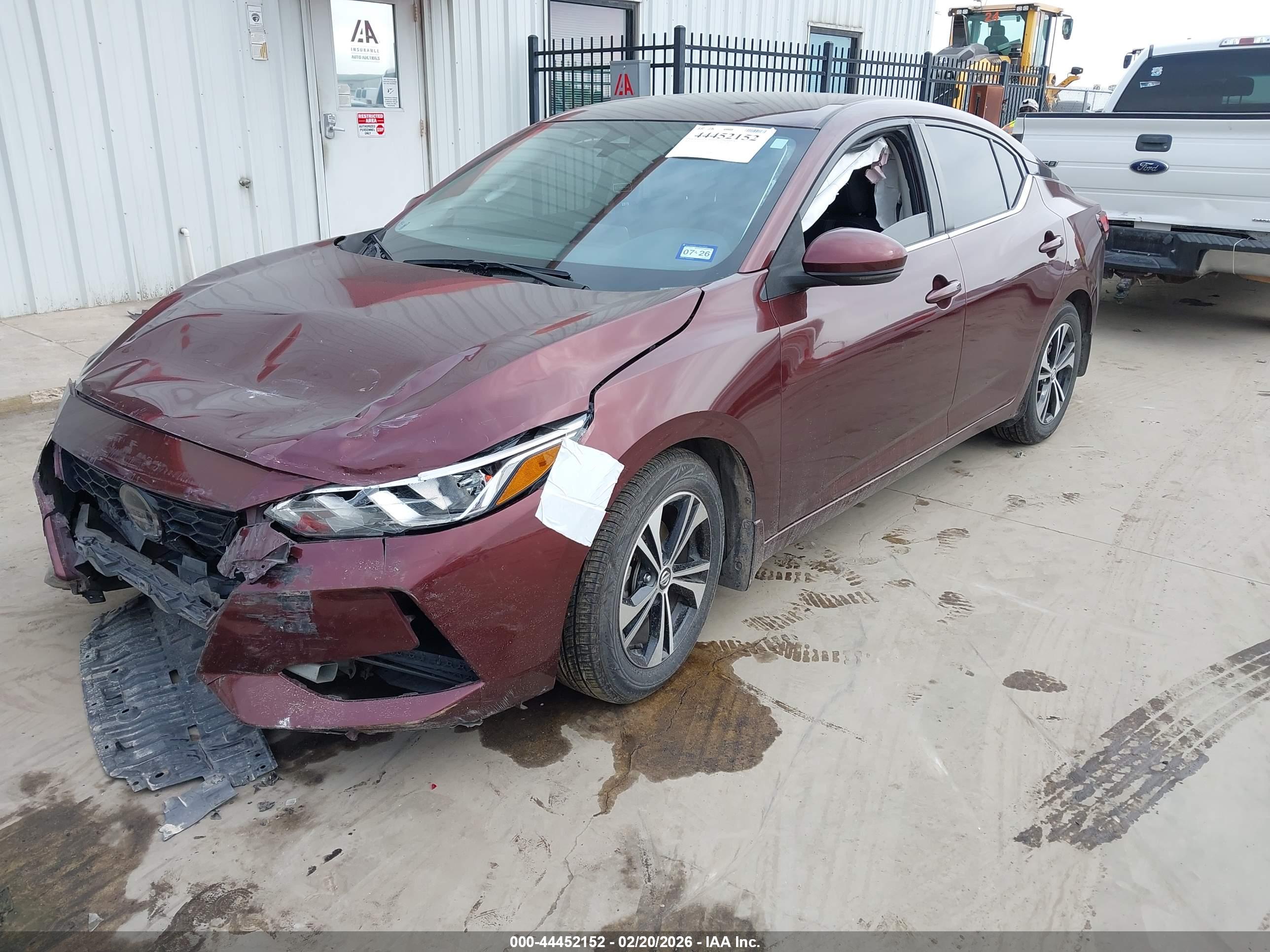 NISSAN SENTRA image 2