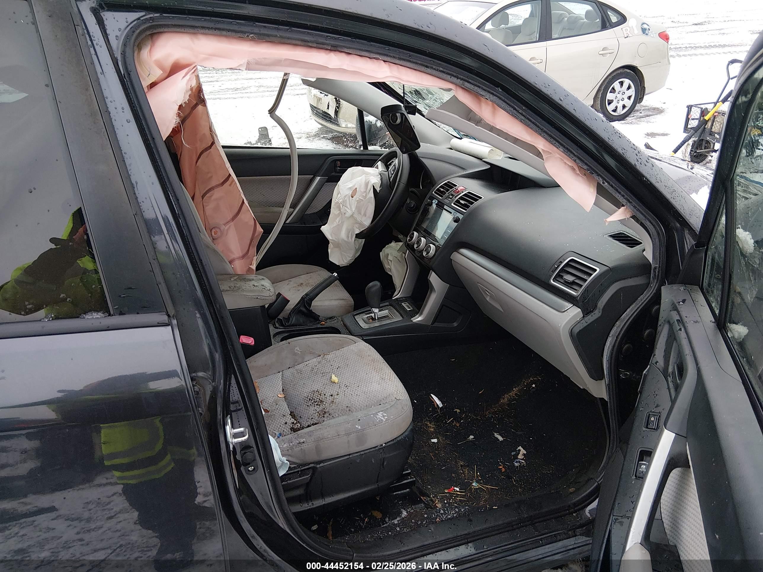 SUBARU FORESTER image 5