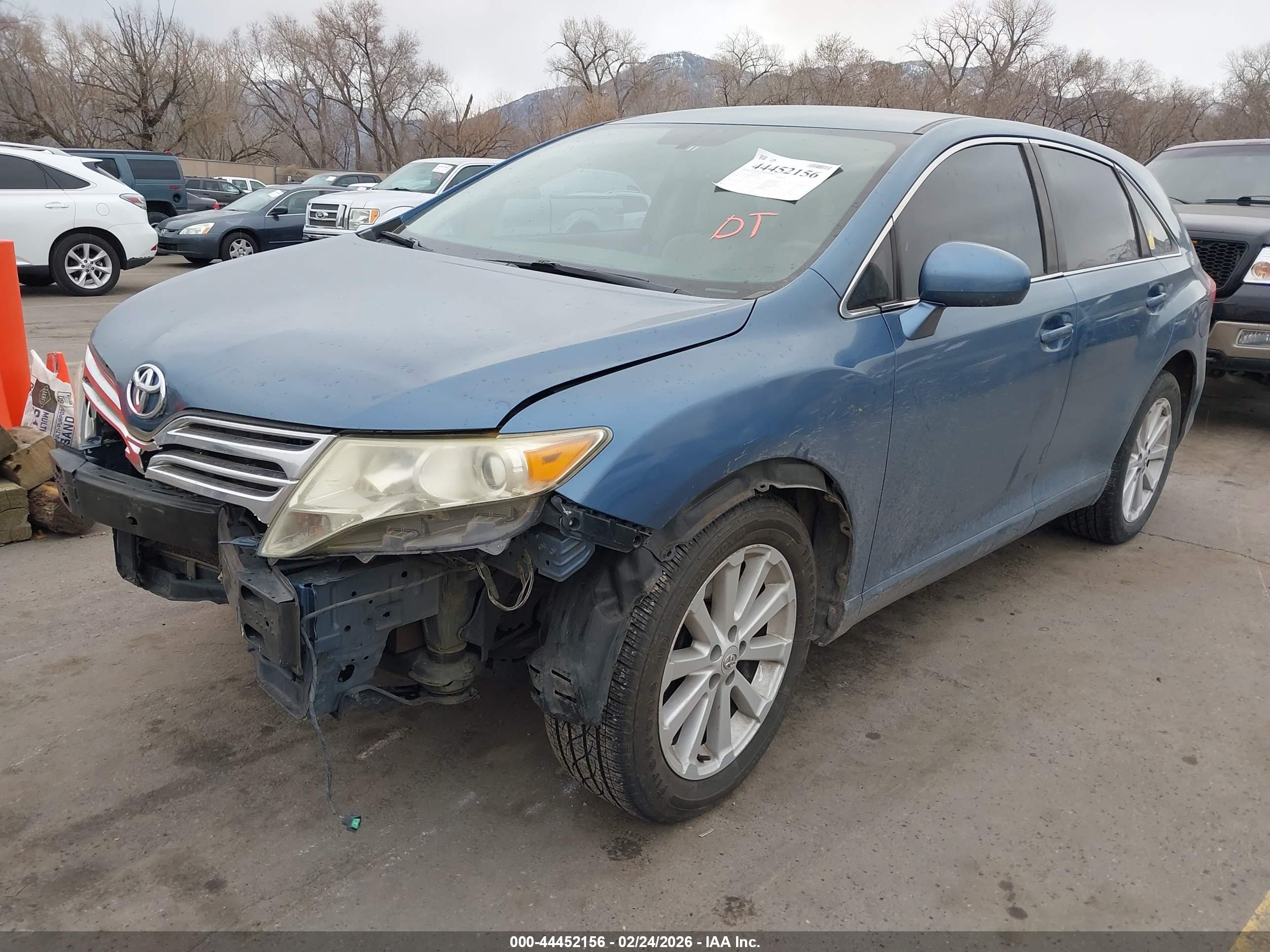 TOYOTA VENZA image 2