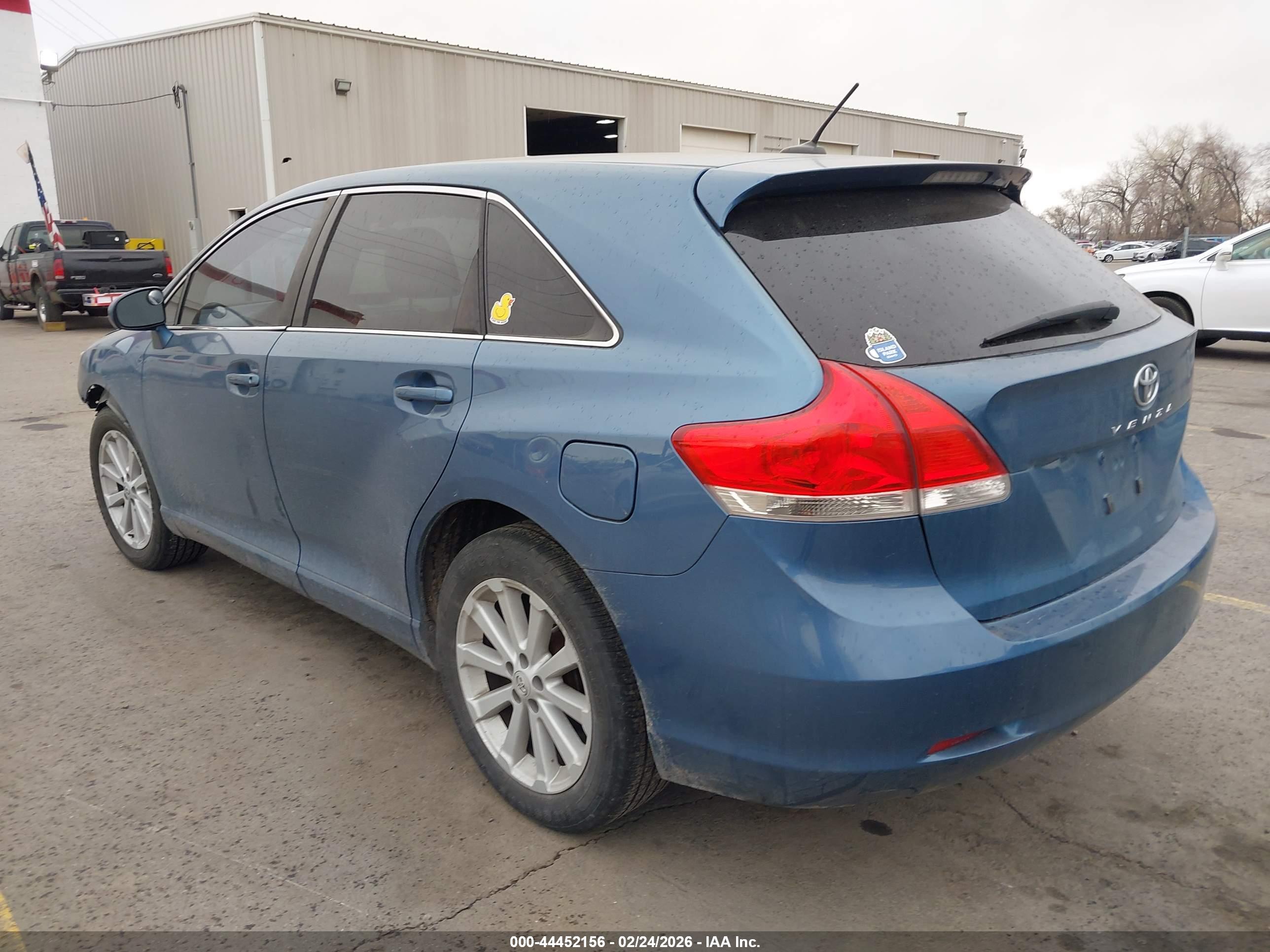 TOYOTA VENZA image 3