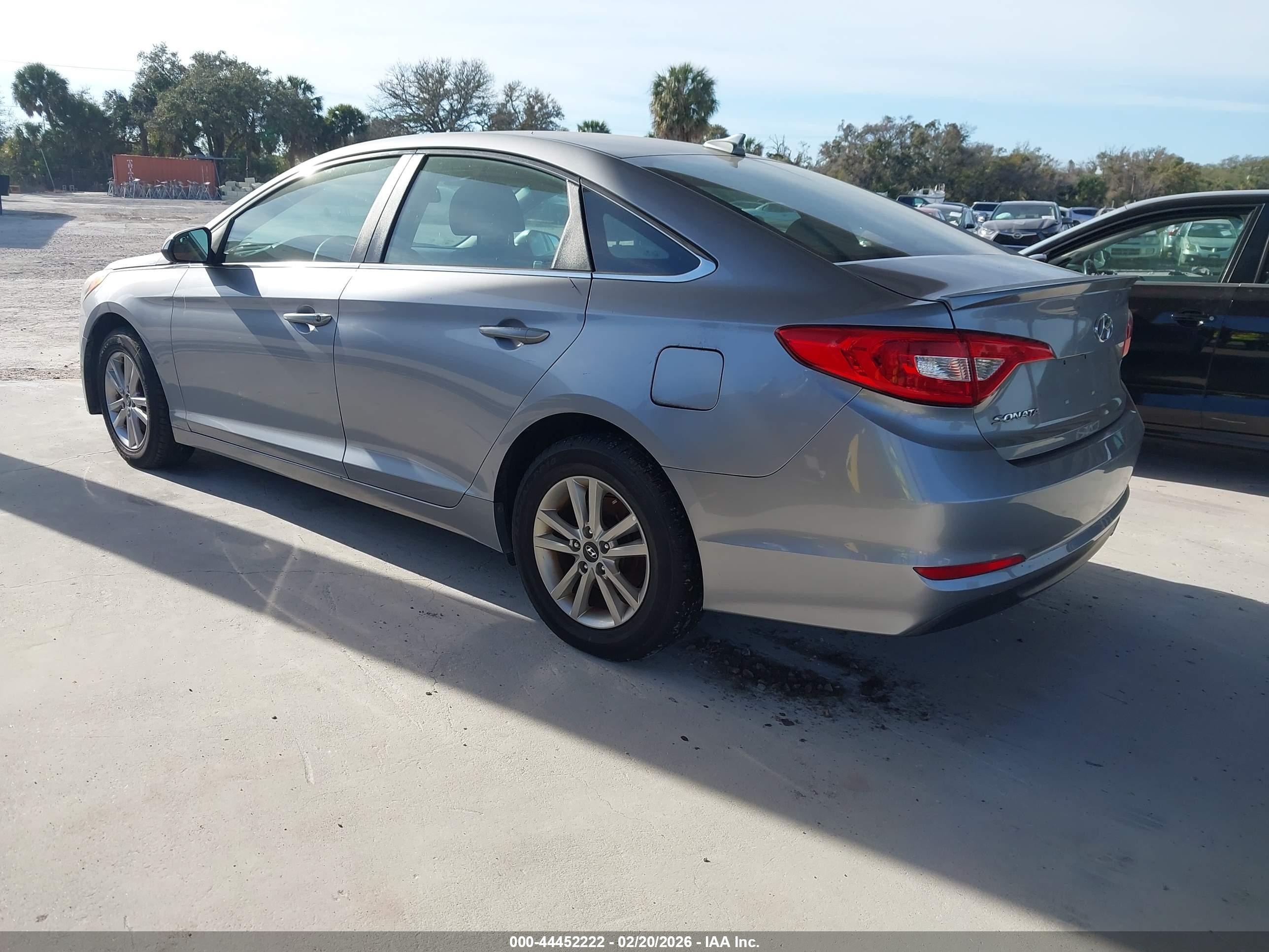 HYUNDAI SONATA image 3